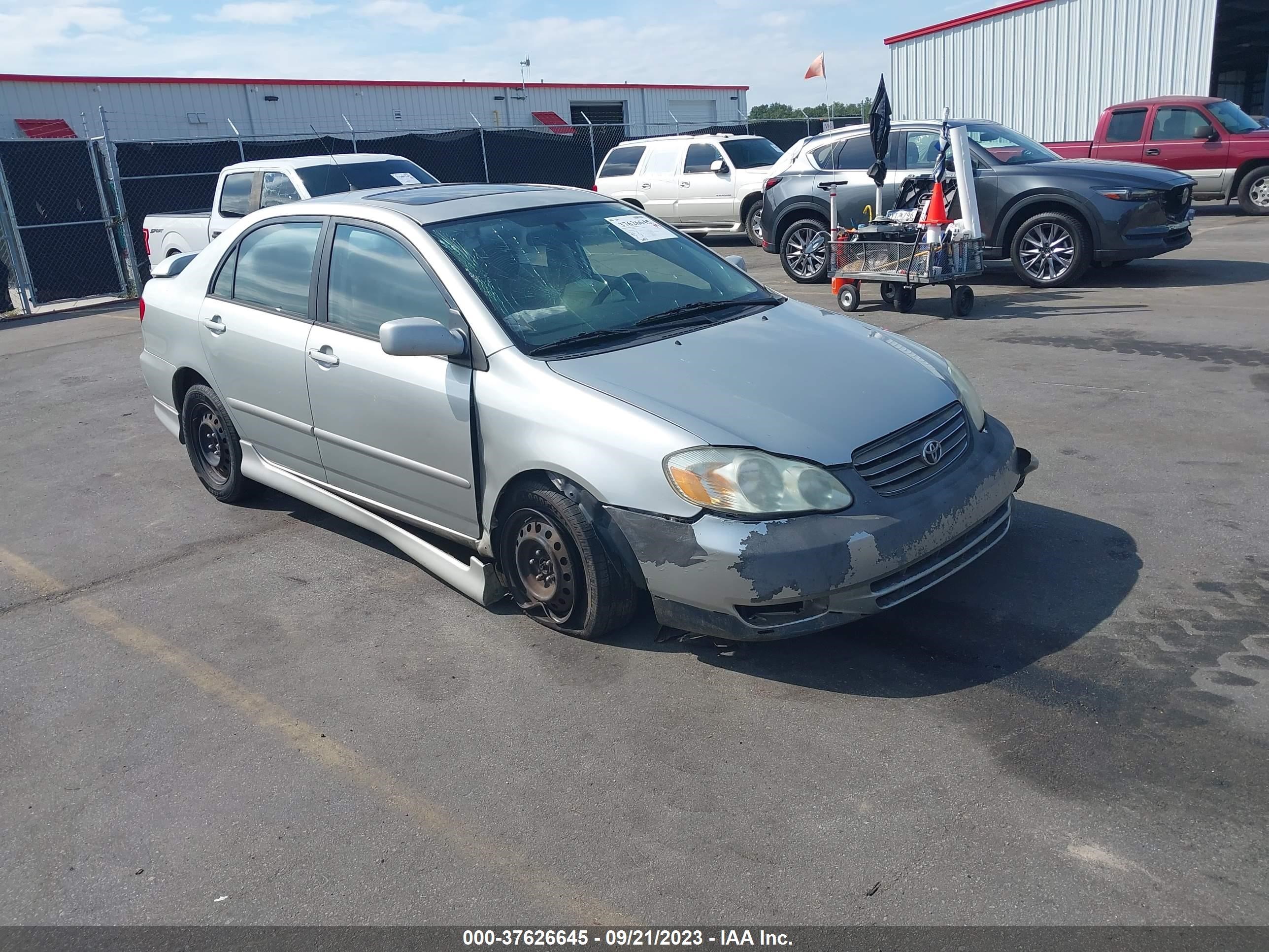 TOYOTA COROLLA 2004 2t1br32e84c213928