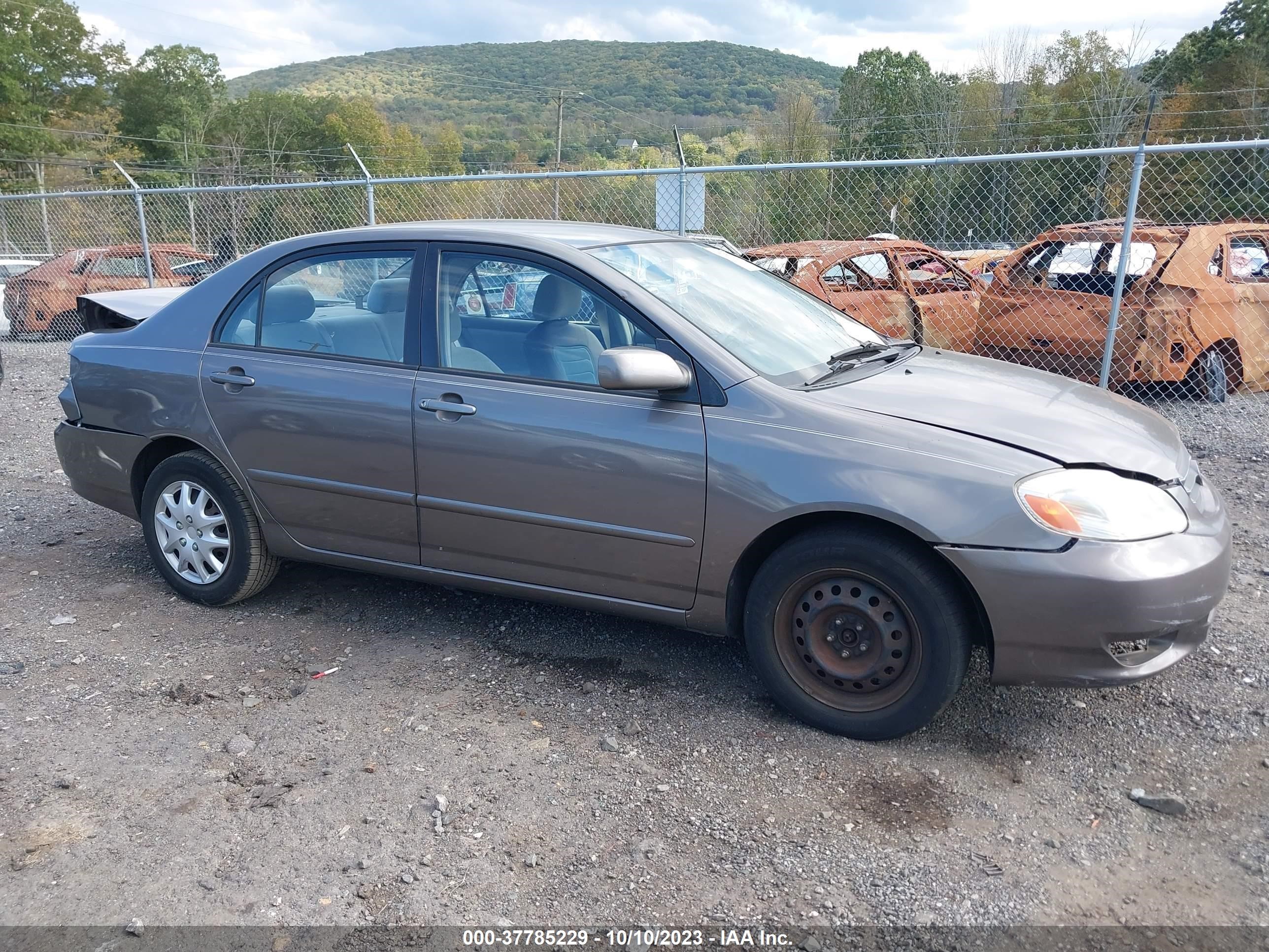 TOYOTA COROLLA 2004 2t1br32e84c283705