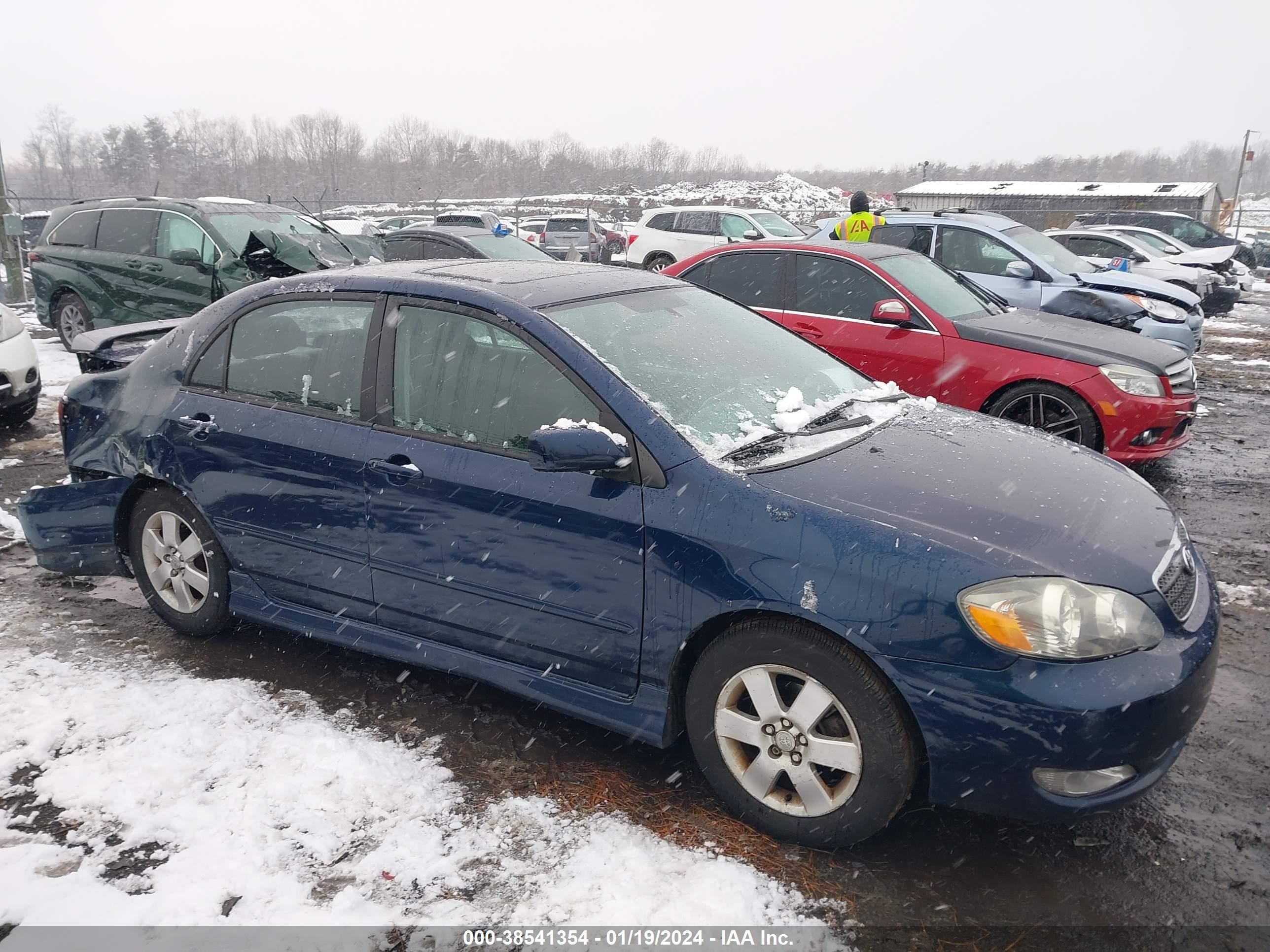 TOYOTA COROLLA 2005 2t1br32e85c409885