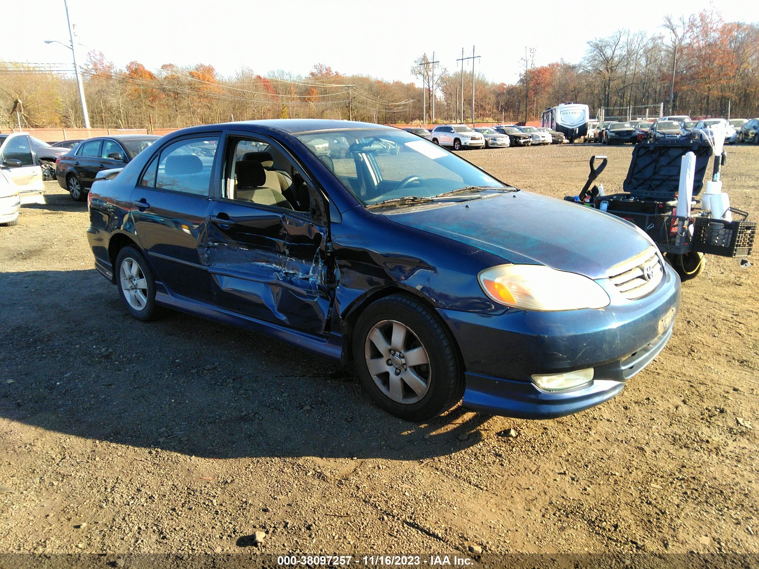 TOYOTA COROLLA 2004 2t1br32e94c229393