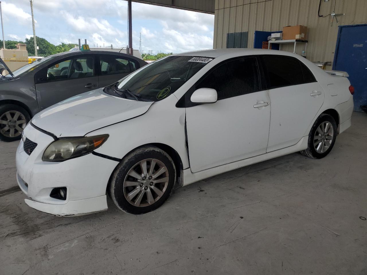 TOYOTA COROLLA 2010 2t1bu4ee0ac460064