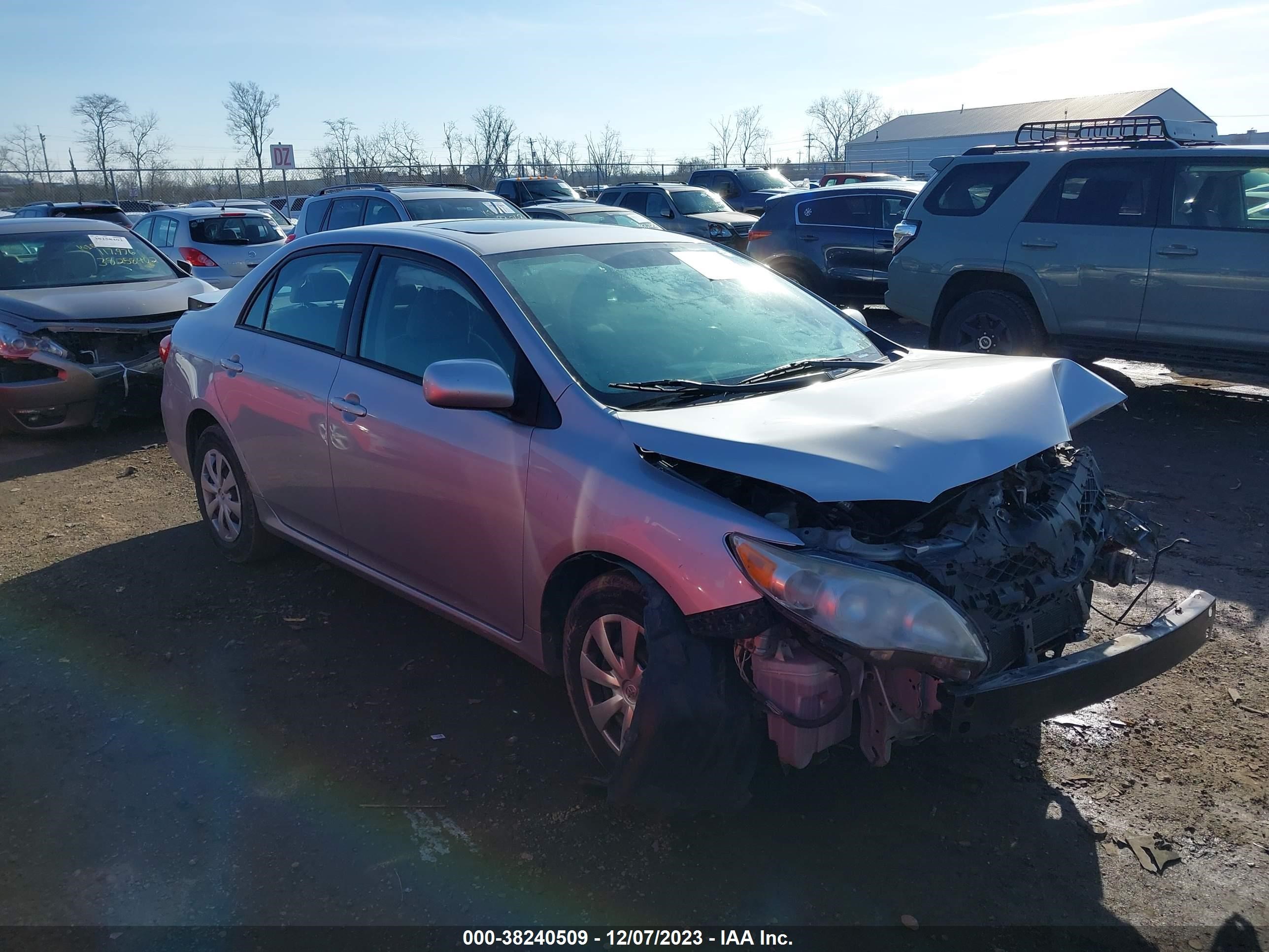 TOYOTA COROLLA 2011 2t1bu4ee0bc558786