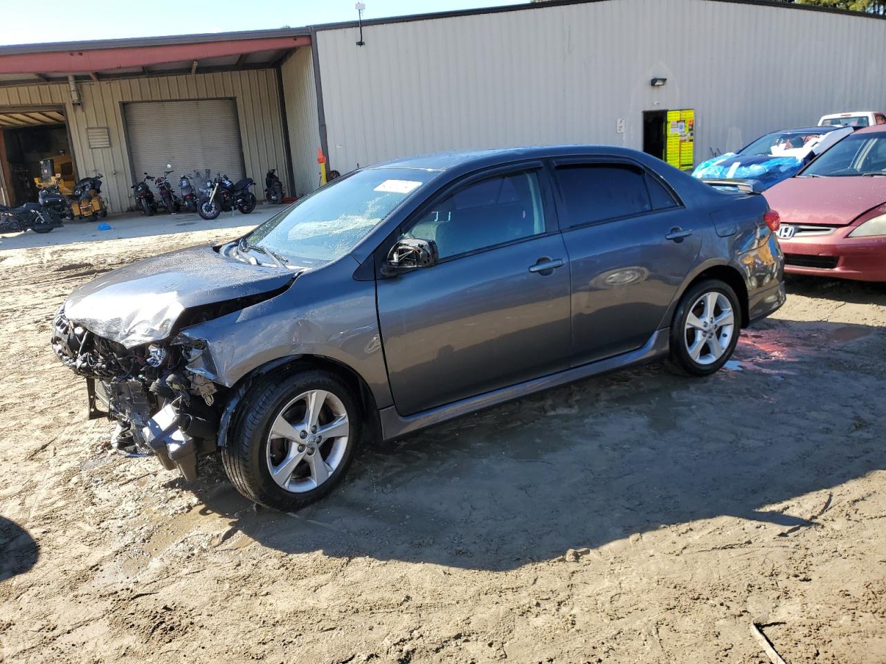 TOYOTA COROLLA 2013 2t1bu4ee0dc056041