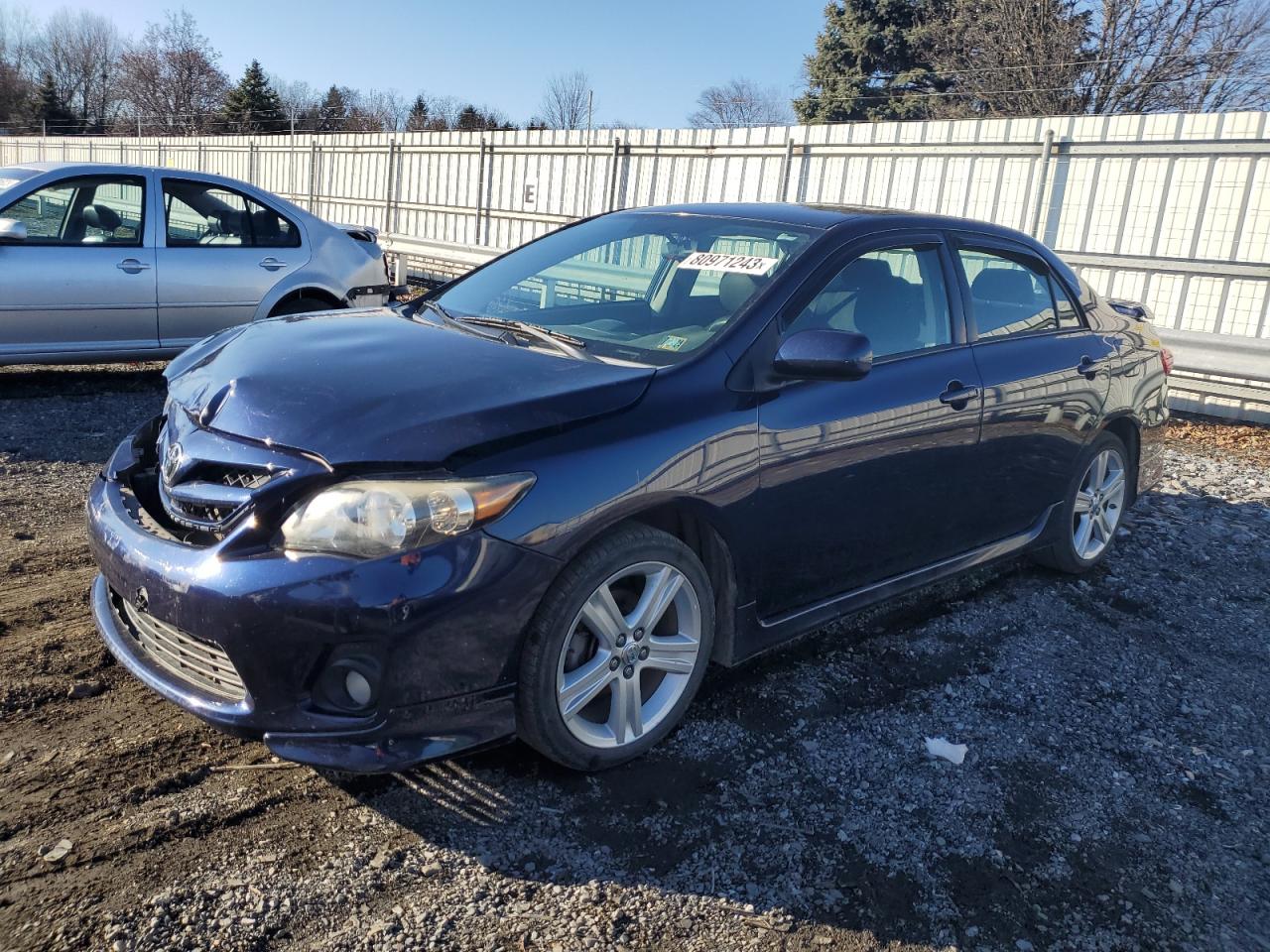 TOYOTA COROLLA 2013 2t1bu4ee0dc113810