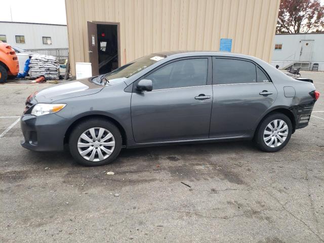 TOYOTA COROLLA 2013 2t1bu4ee0dc973836