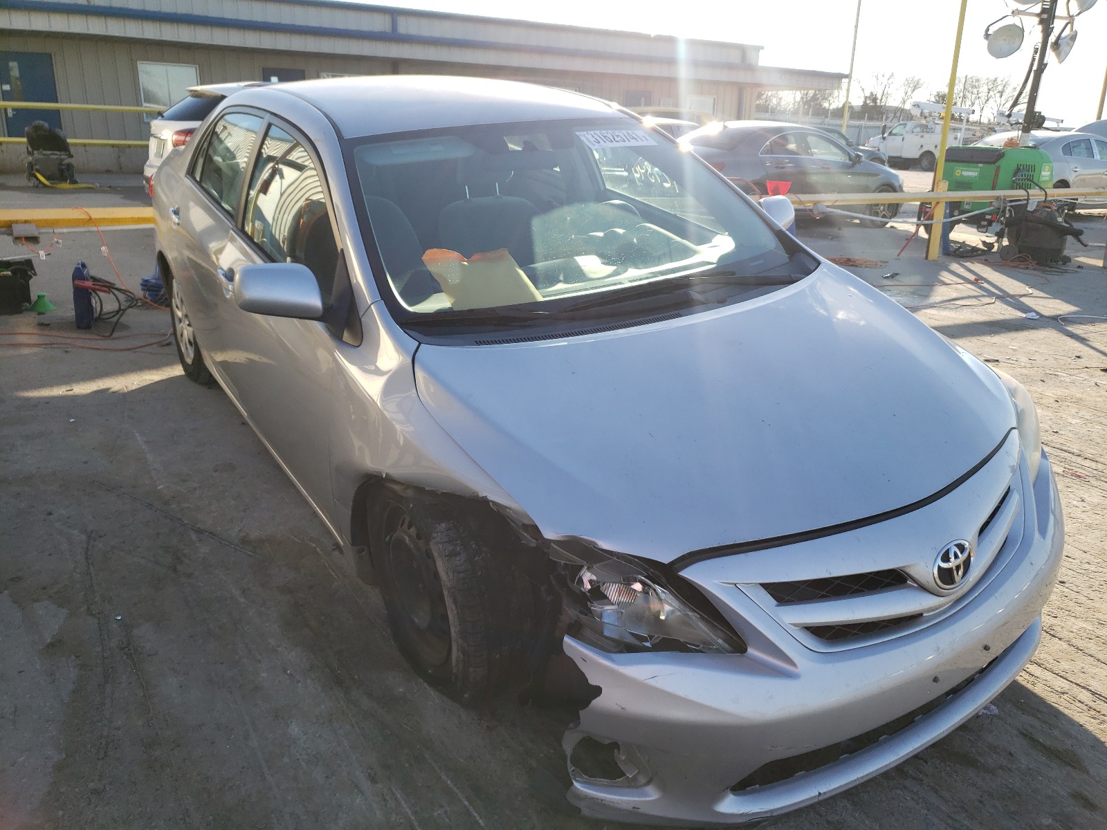 TOYOTA COROLLA BA 2011 2t1bu4ee1bc644611