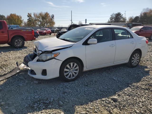 TOYOTA COROLLA 2013 2t1bu4ee1dc069753