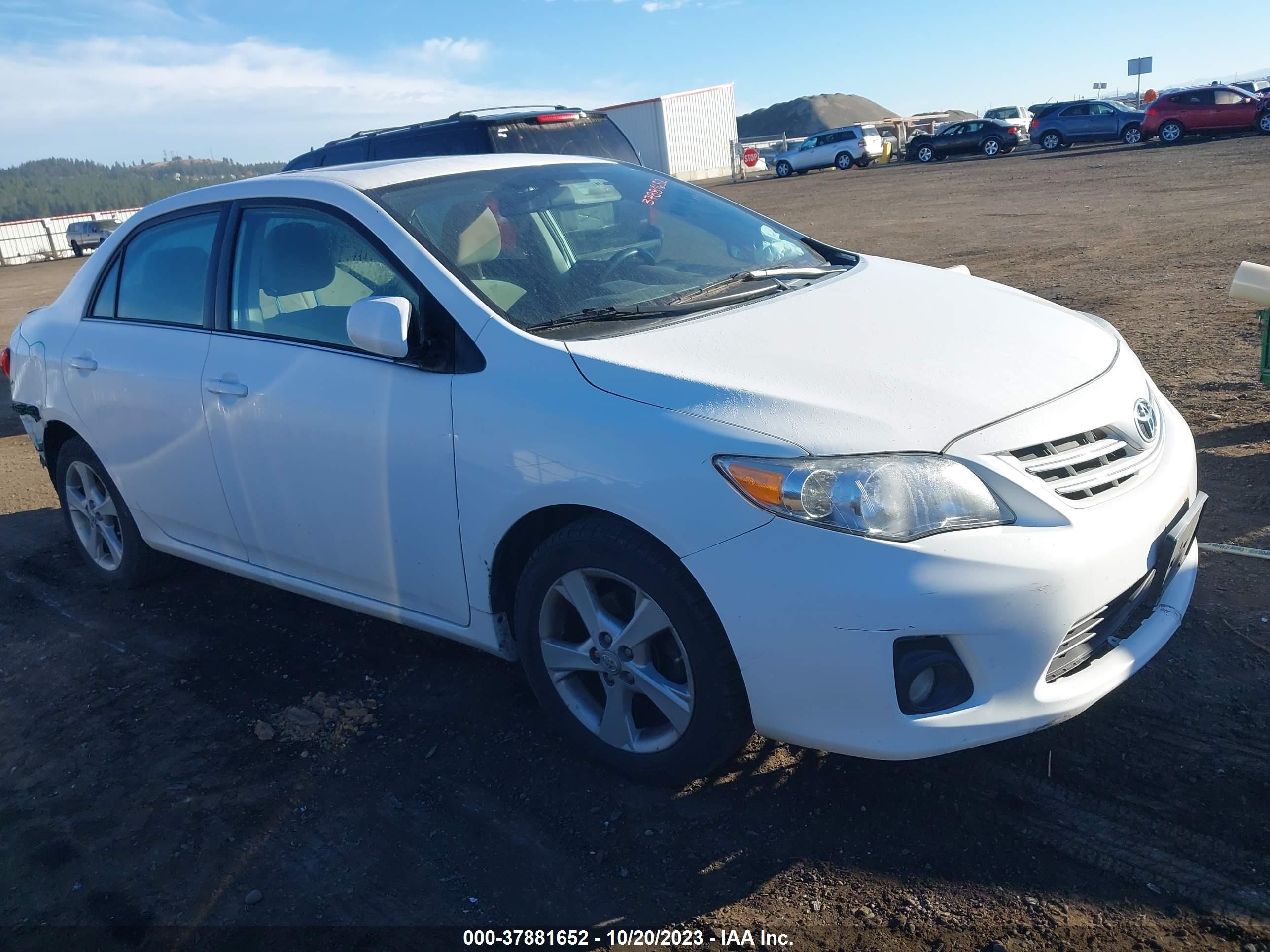 TOYOTA COROLLA 2013 2t1bu4ee1dc096841