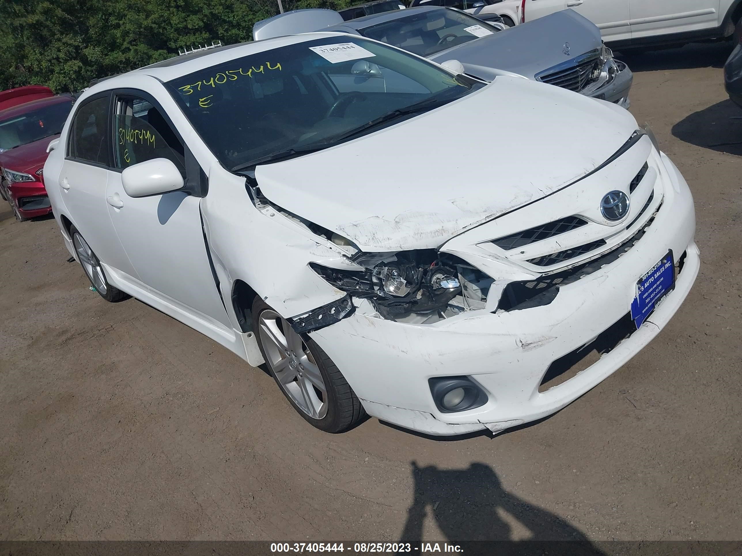 TOYOTA COROLLA 2013 2t1bu4ee1dc113038