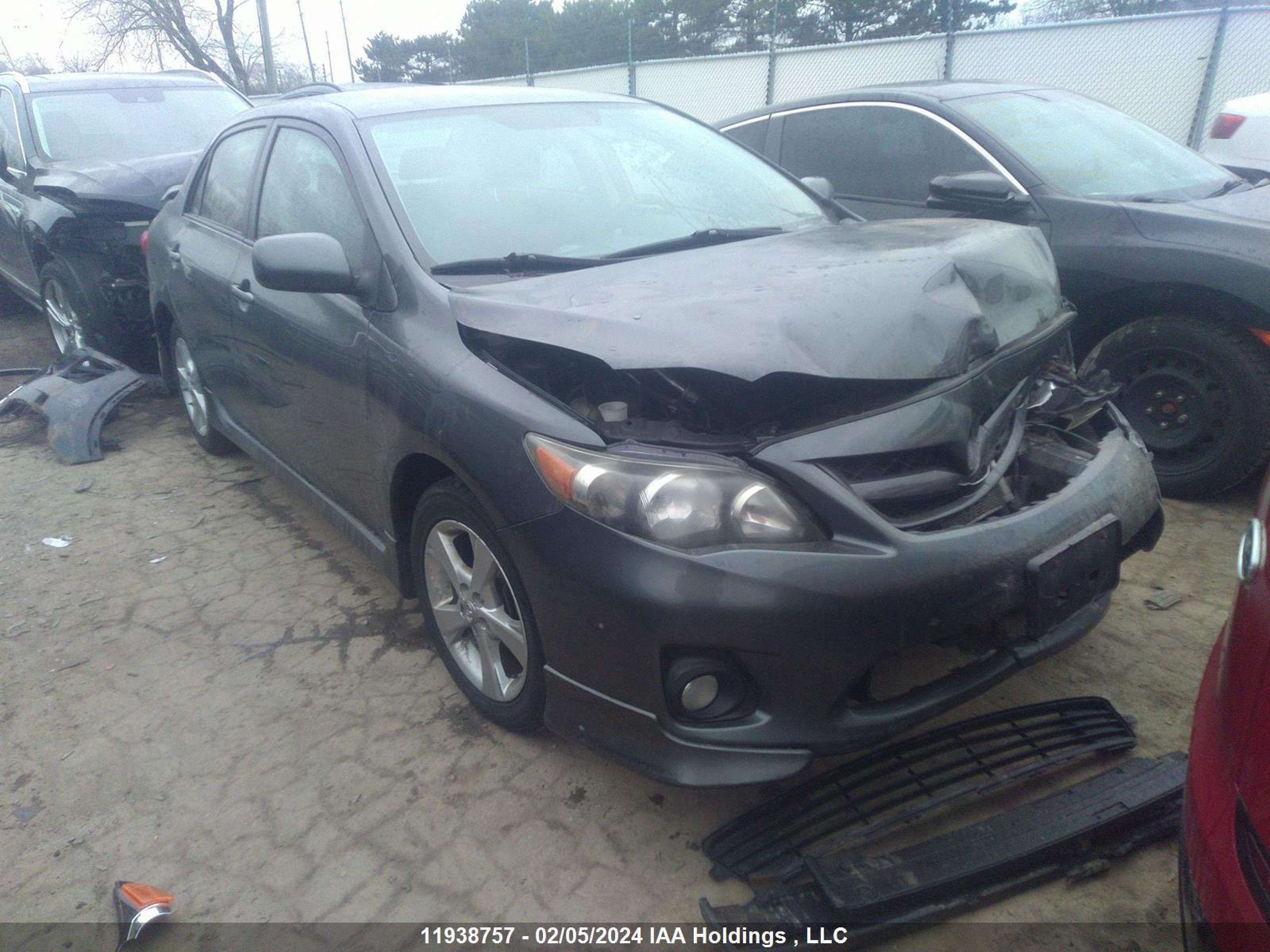 TOYOTA COROLLA 2011 2t1bu4ee2bc582586