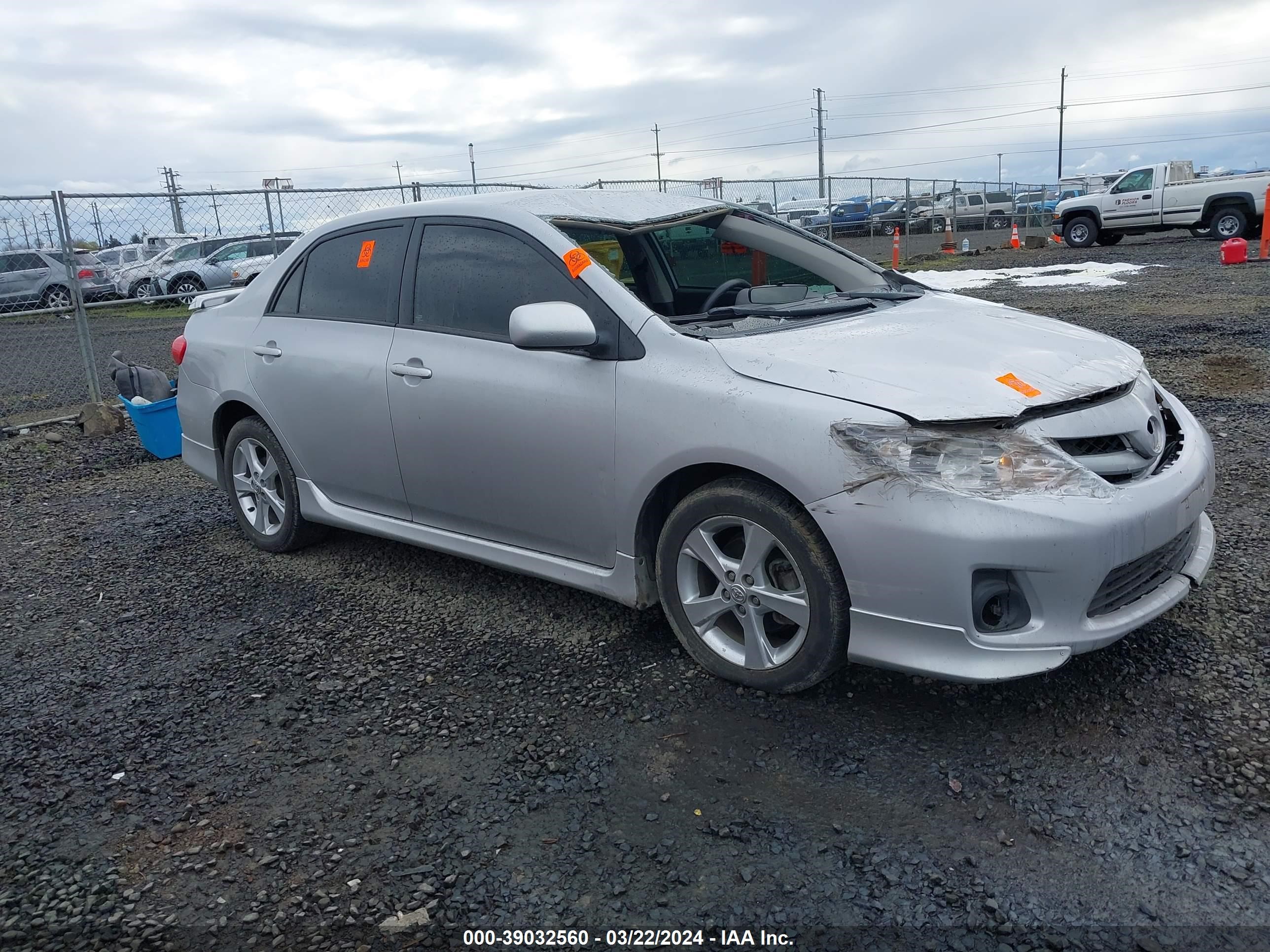 TOYOTA COROLLA 2011 2t1bu4ee2bc657996