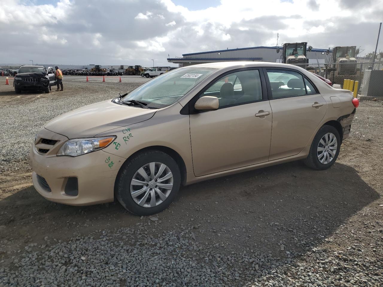 TOYOTA COROLLA 2012 2t1bu4ee2cc769117