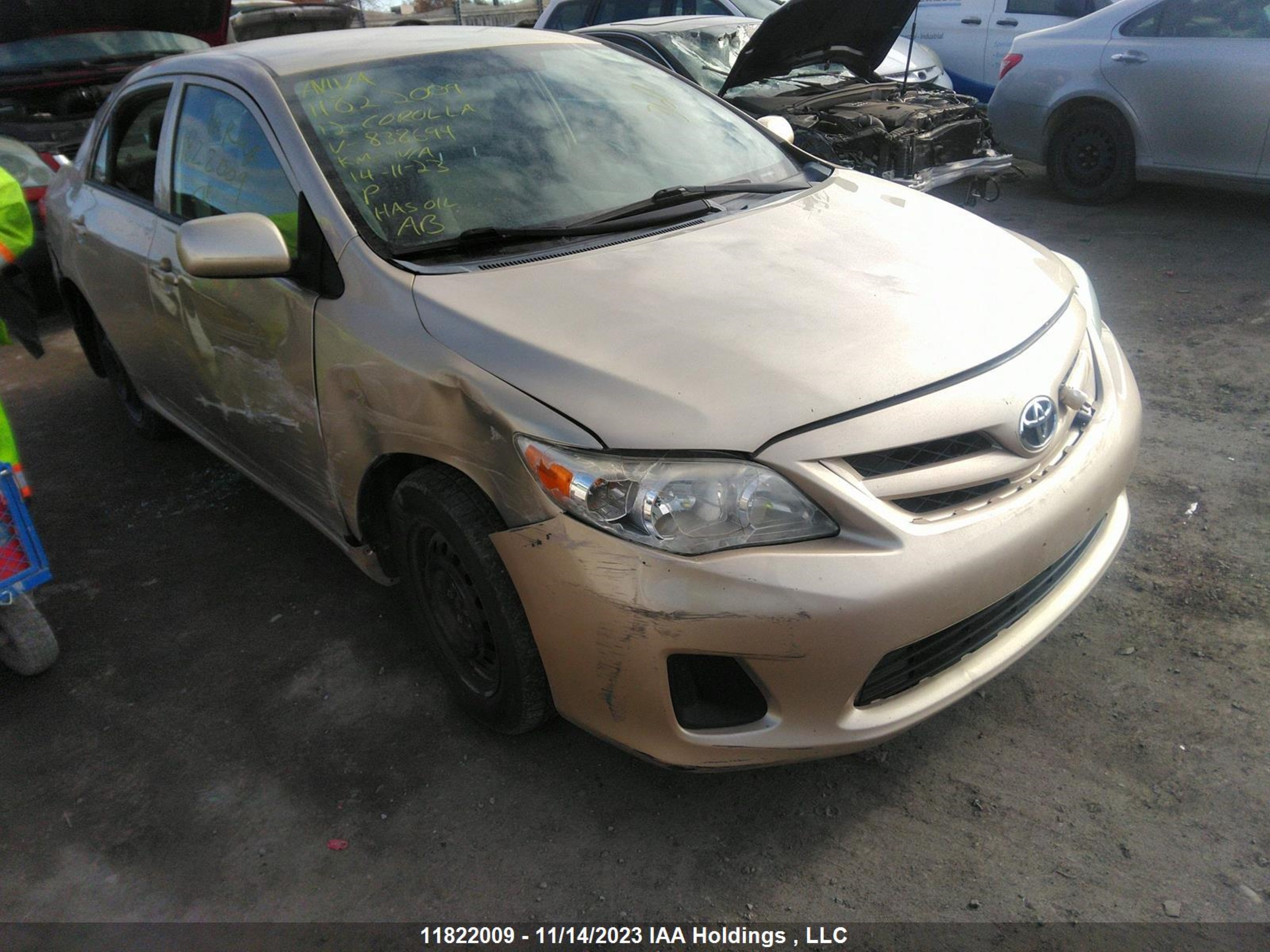 TOYOTA COROLLA 2012 2t1bu4ee2cc838694