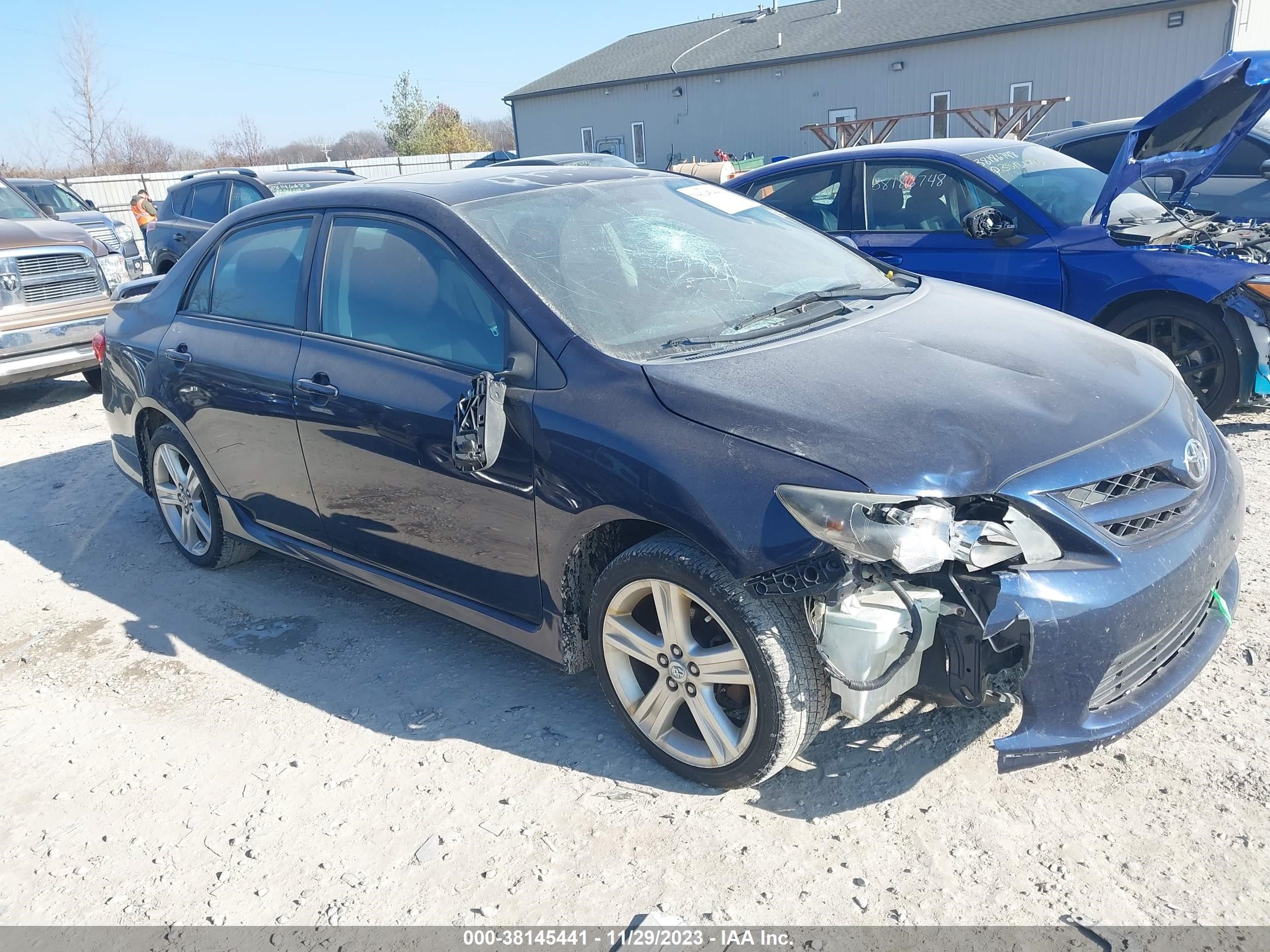 TOYOTA COROLLA 2013 2t1bu4ee2dc012512