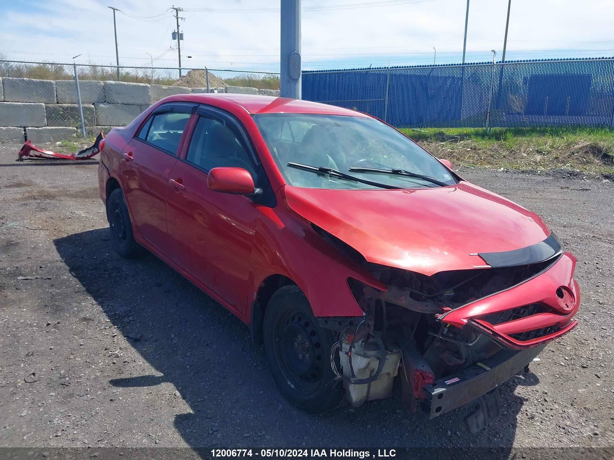 TOYOTA COROLLA 2013 2t1bu4ee2dc012753