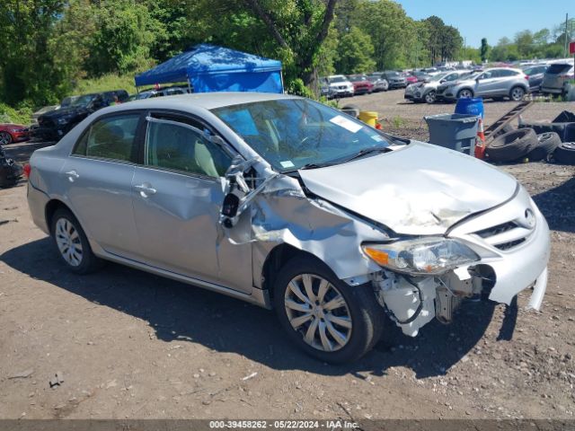 TOYOTA COROLLA 2013 2t1bu4ee2dc931507