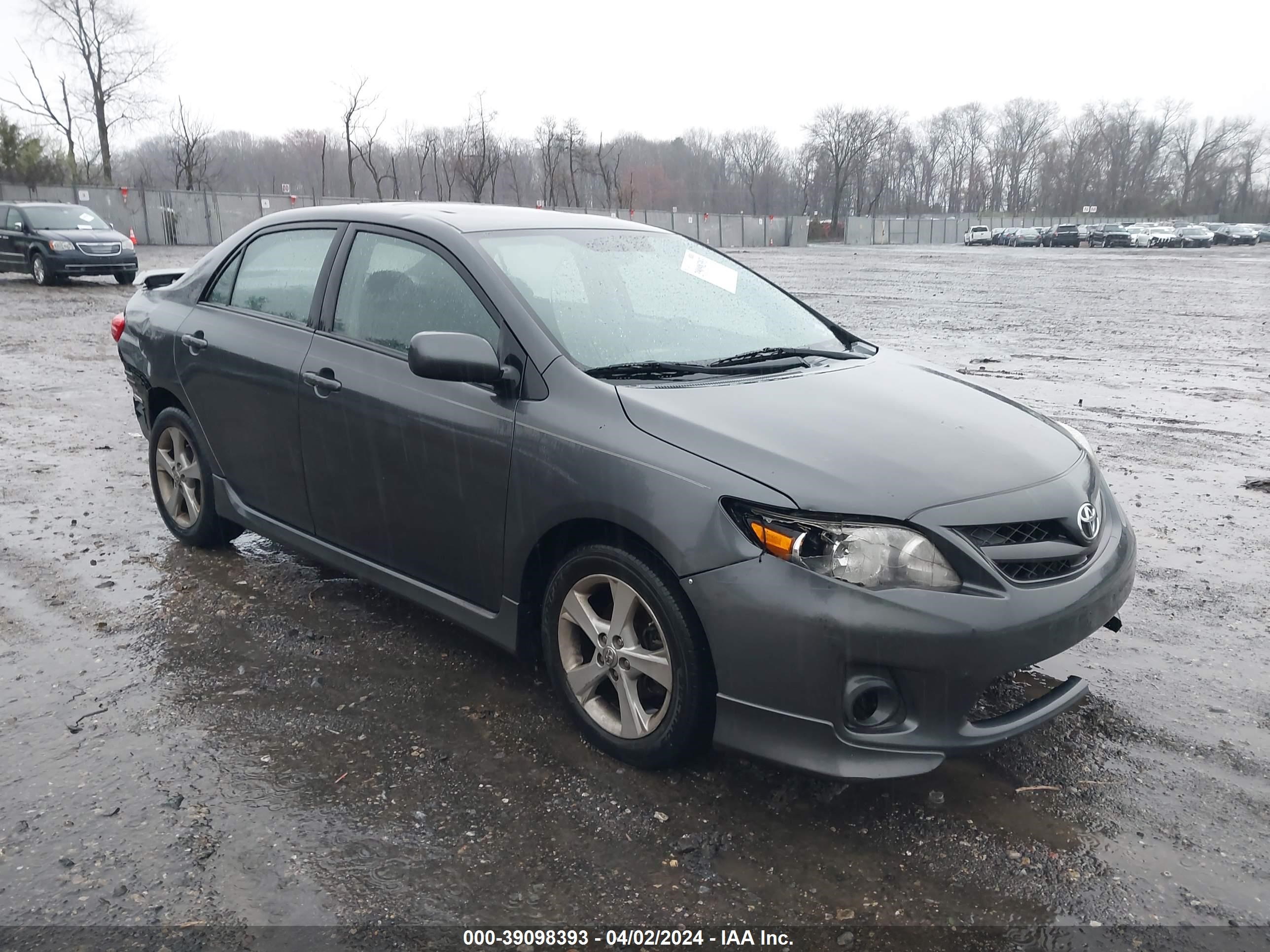 TOYOTA COROLLA 2011 2t1bu4ee3bc624182