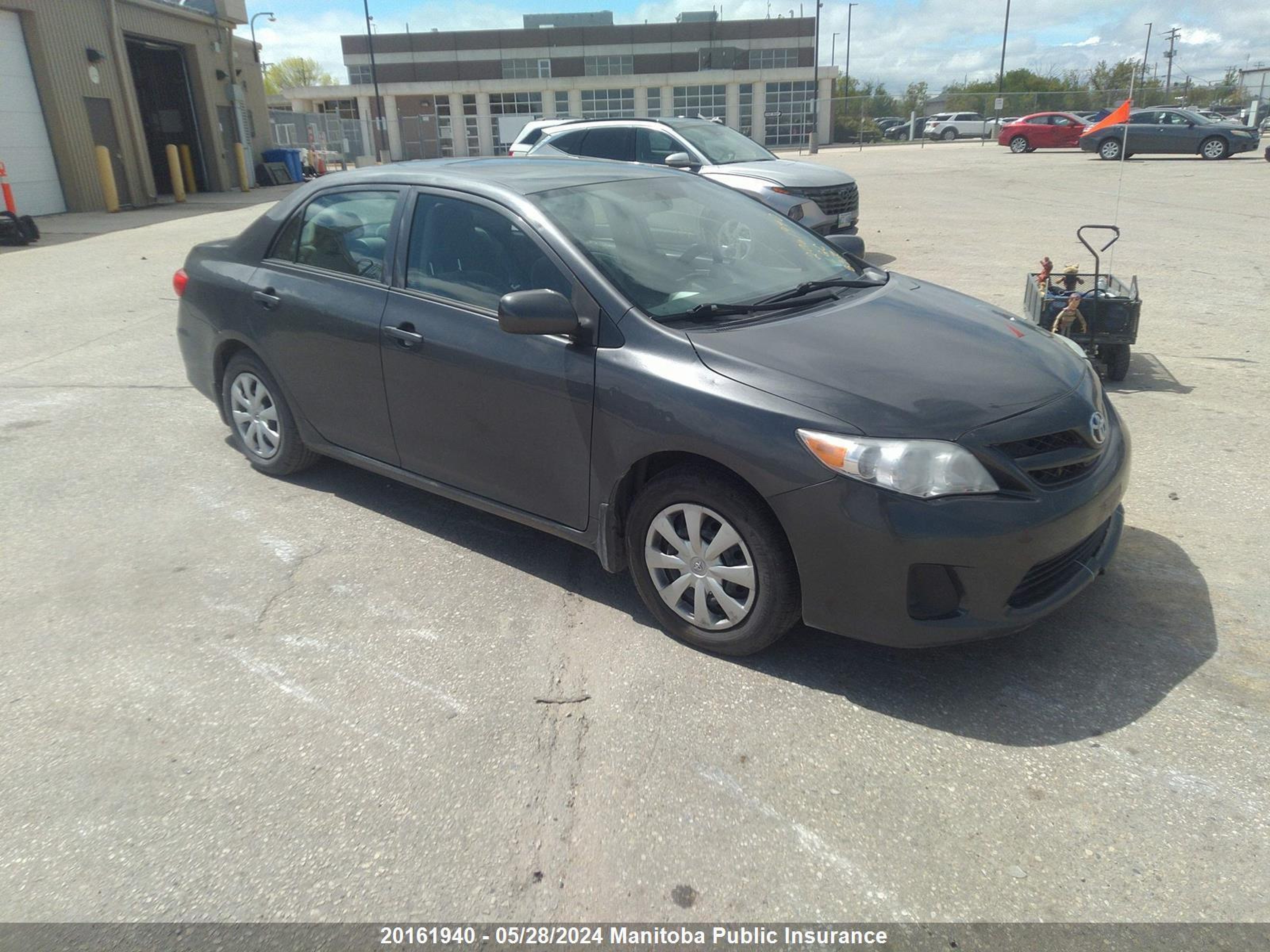 TOYOTA COROLLA 2013 2t1bu4ee3dc080849