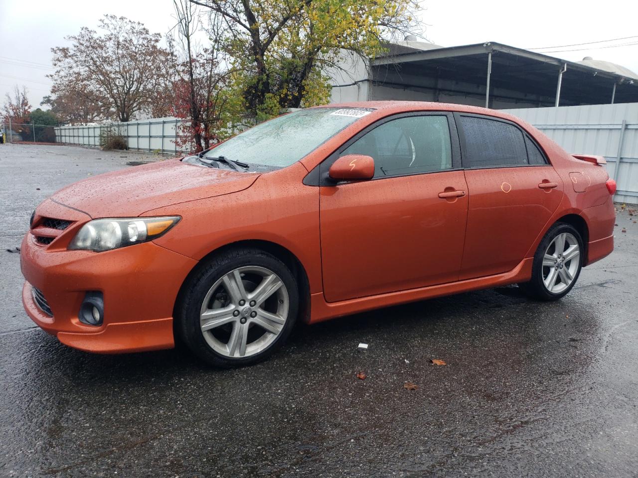 TOYOTA COROLLA 2013 2t1bu4ee3dc082133