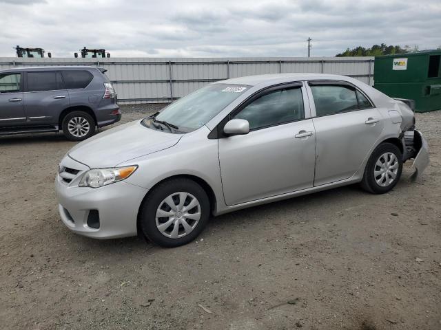 TOYOTA COROLLA 2013 2t1bu4ee3dc970557