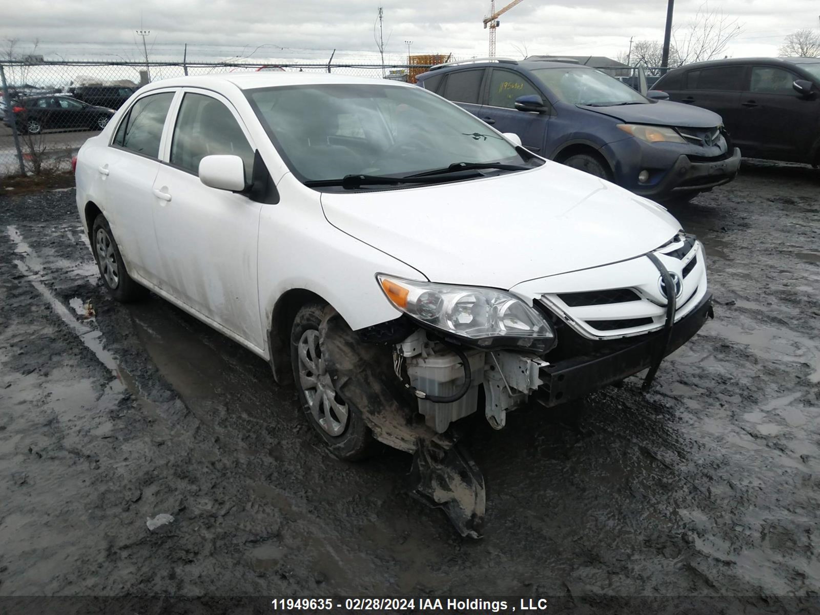 TOYOTA COROLLA 2013 2t1bu4ee4dc013404