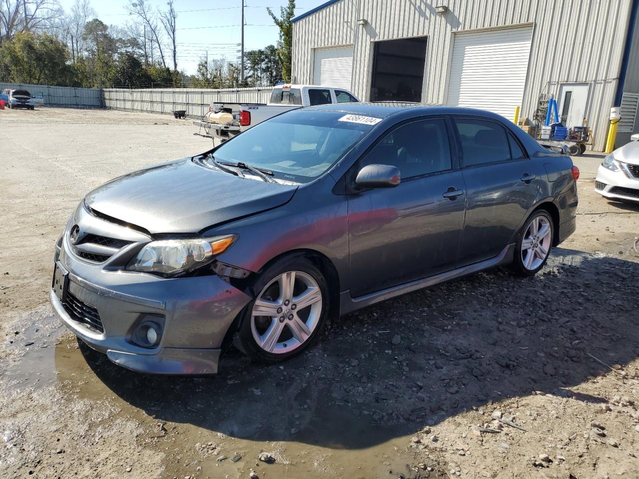 TOYOTA COROLLA 2013 2t1bu4ee4dc127712