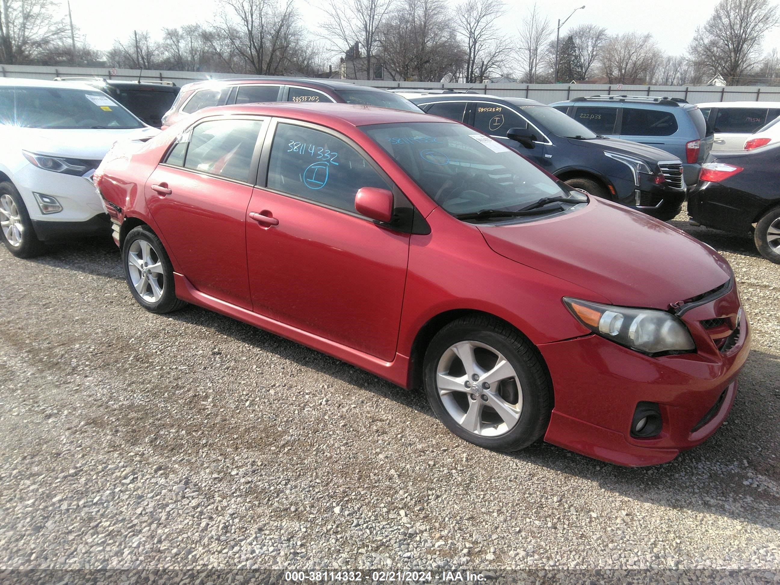 TOYOTA COROLLA 2013 2t1bu4ee4dc976920