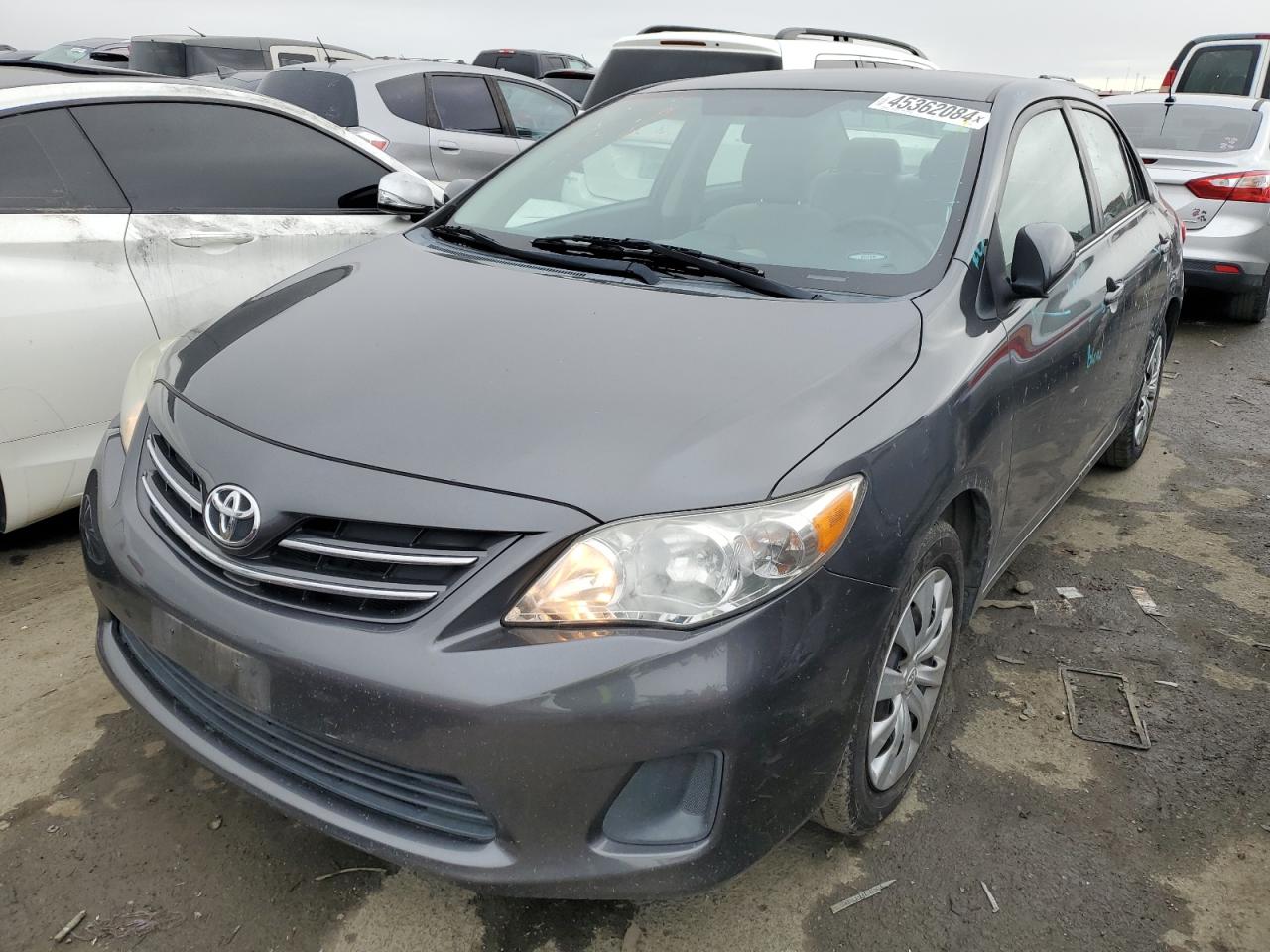 TOYOTA COROLLA 2013 2t1bu4ee4dc999260