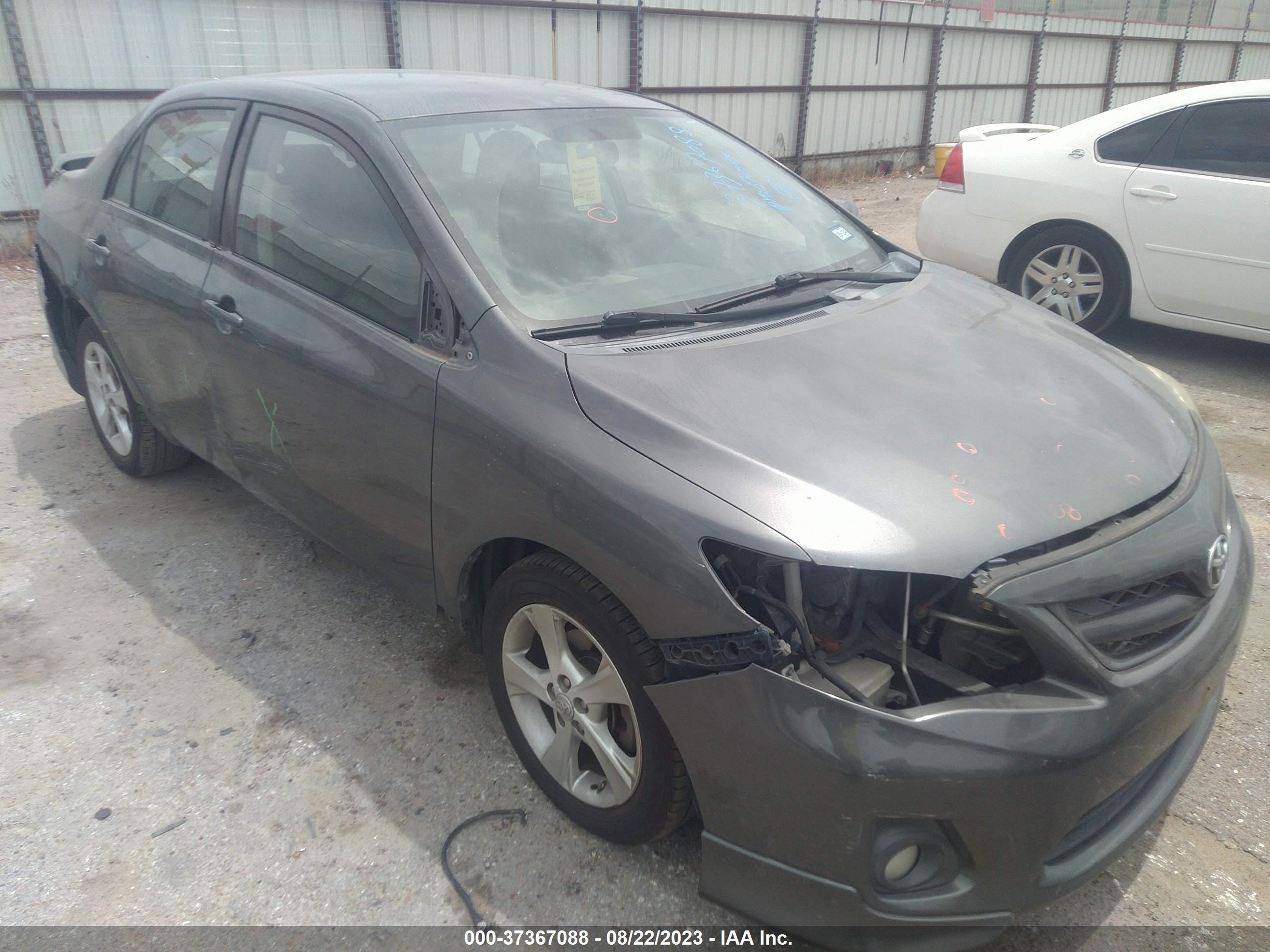 TOYOTA COROLLA 2011 2t1bu4ee5bc588706