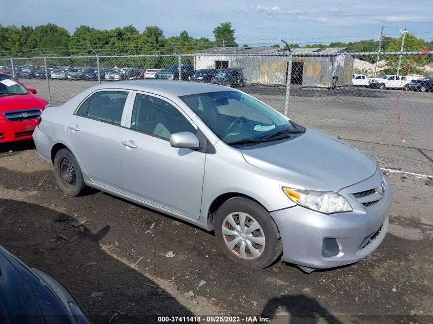 TOYOTA COROLLA 2013 2t1bu4ee5dc070047