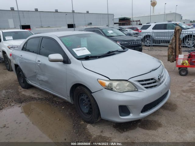 TOYOTA COROLLA 2013 2t1bu4ee5dc971726