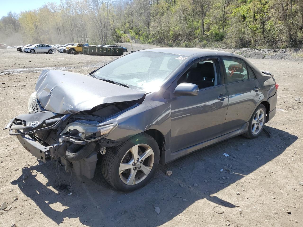 TOYOTA COROLLA 2013 2t1bu4ee5dc972827