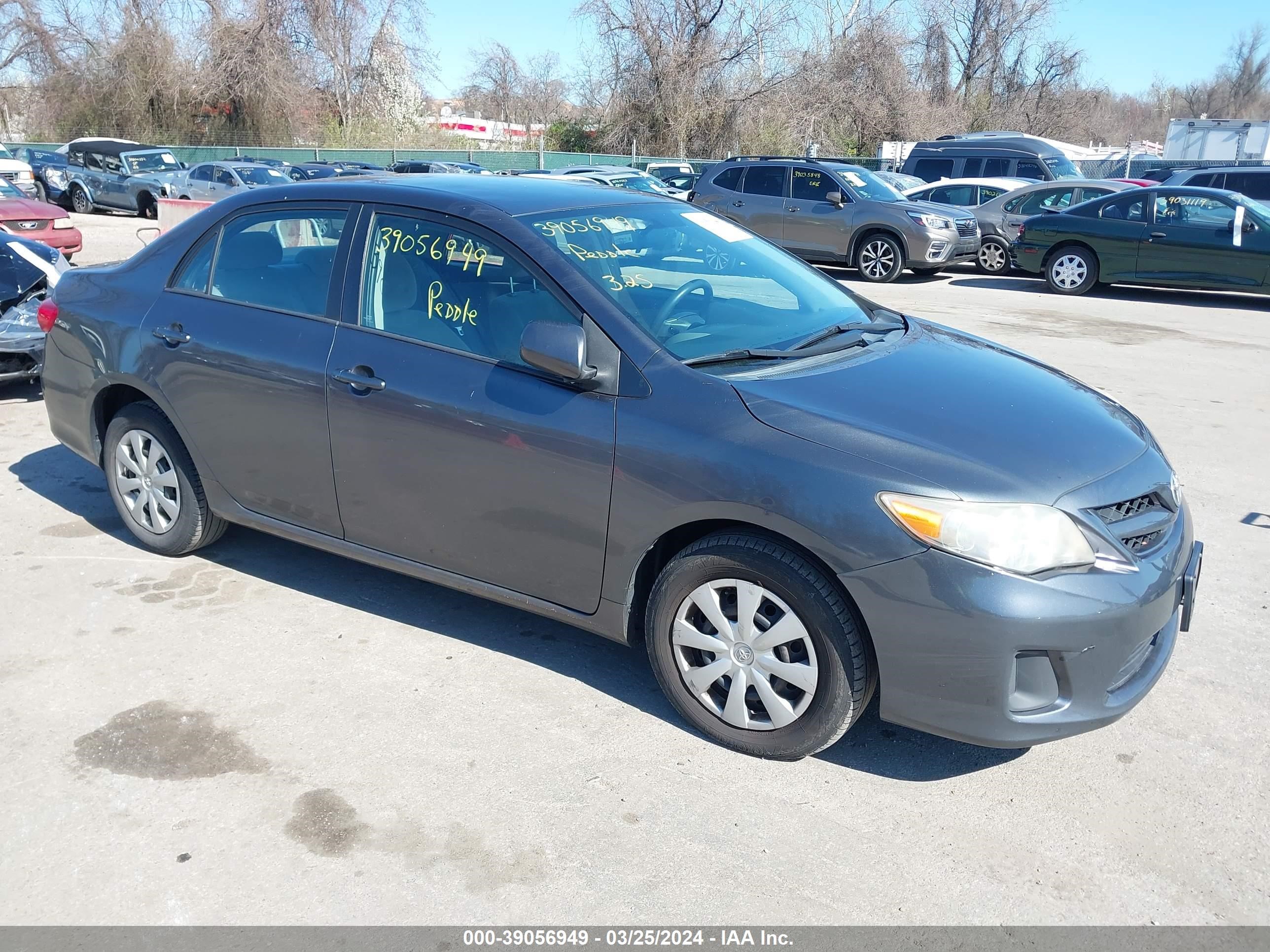 TOYOTA COROLLA 2011 2t1bu4ee6bc649111