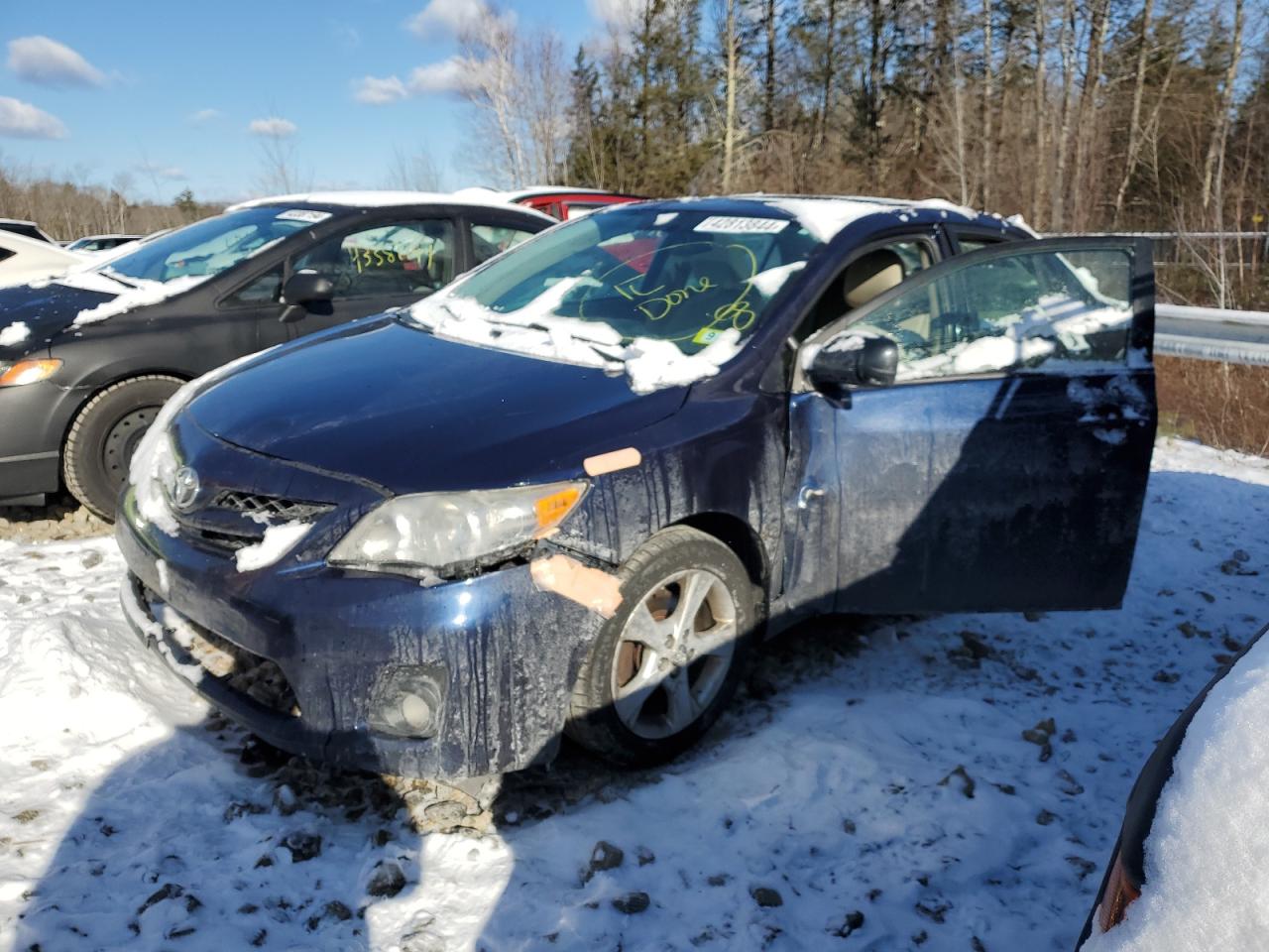 TOYOTA COROLLA 2012 2t1bu4ee6cc837581