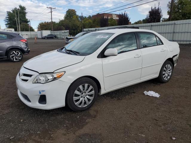 TOYOTA COROLLA BA 2012 2t1bu4ee6cc861556