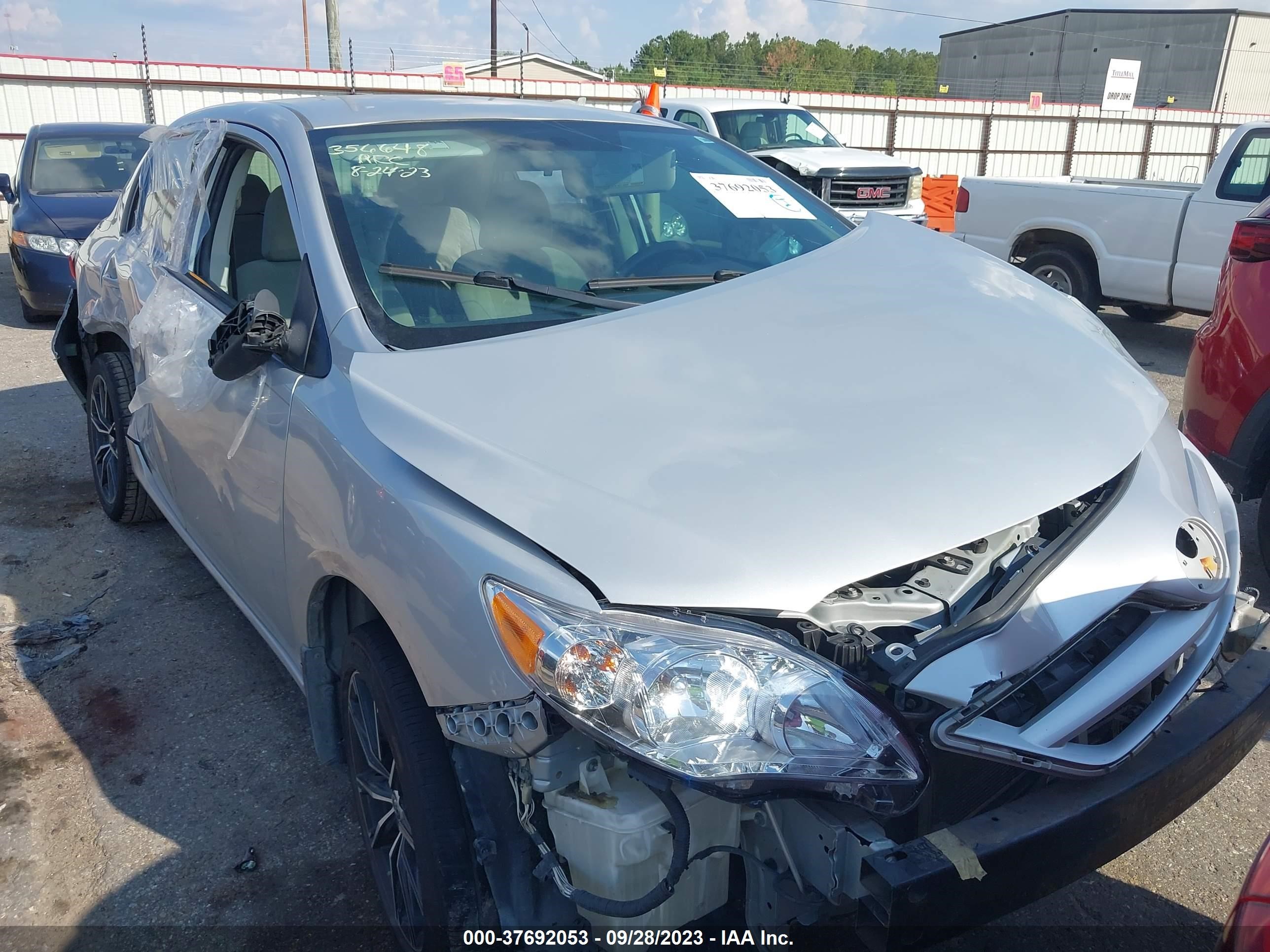 TOYOTA COROLLA 2012 2t1bu4ee6cc915809