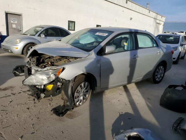 TOYOTA COROLLA 2013 2t1bu4ee6dc003487