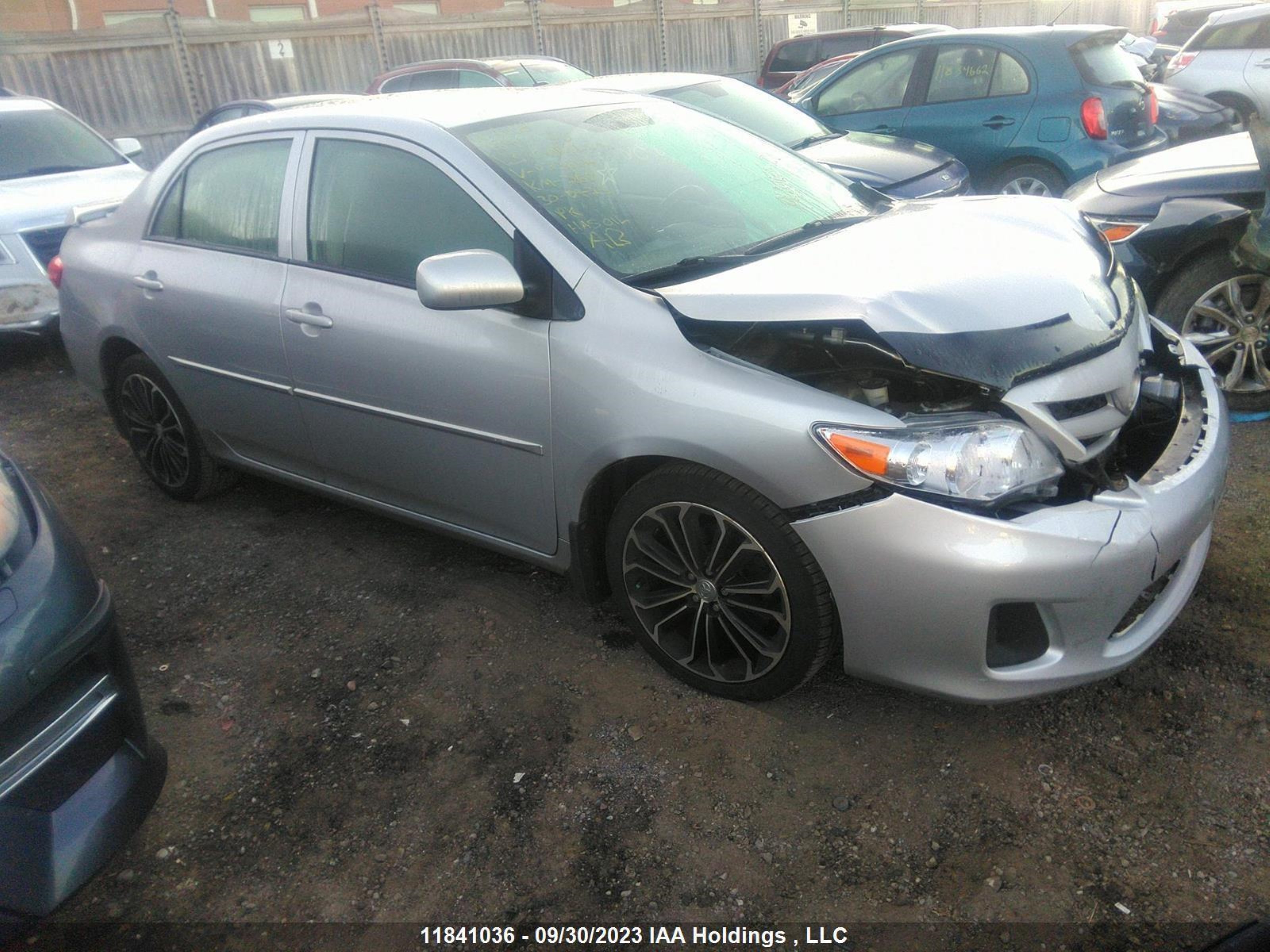 TOYOTA COROLLA 2013 2t1bu4ee6dc033654