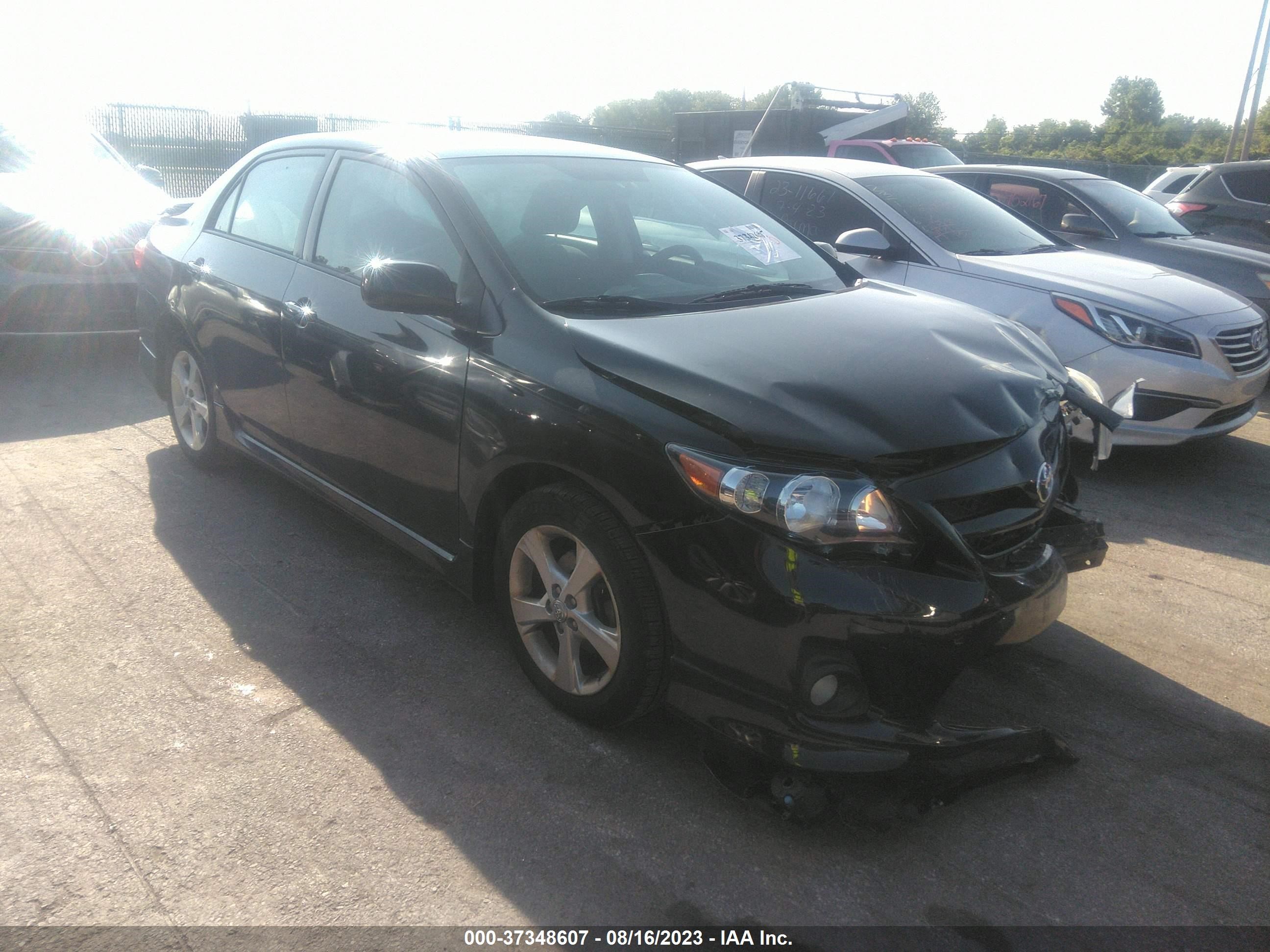 TOYOTA COROLLA 2013 2t1bu4ee7dc100357