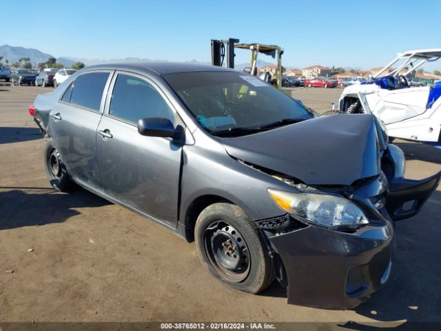 TOYOTA COROLLA 2013 2t1bu4ee7dc114176