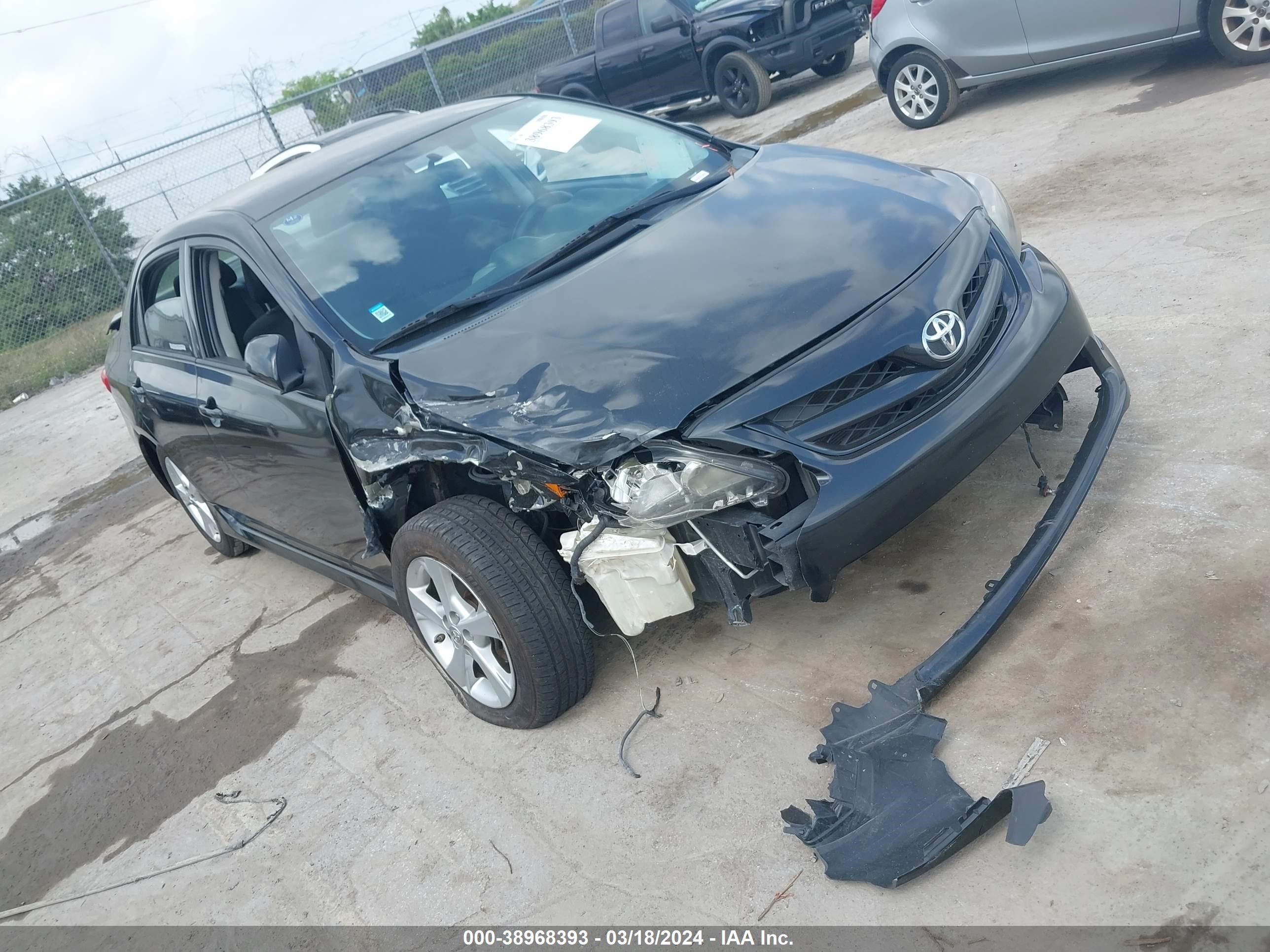 TOYOTA COROLLA 2013 2t1bu4ee7dc949520