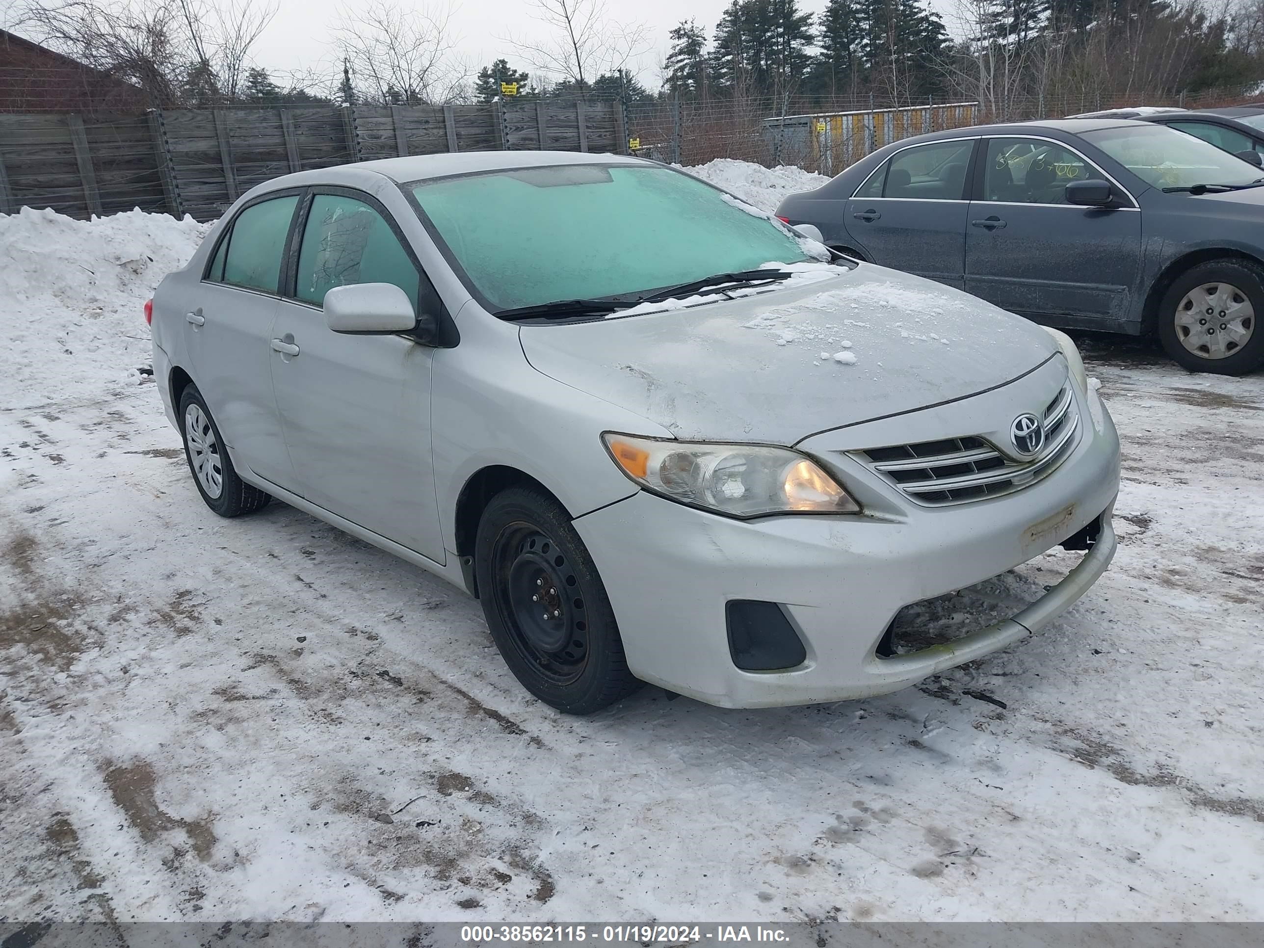 TOYOTA COROLLA 2013 2t1bu4ee7dc964745