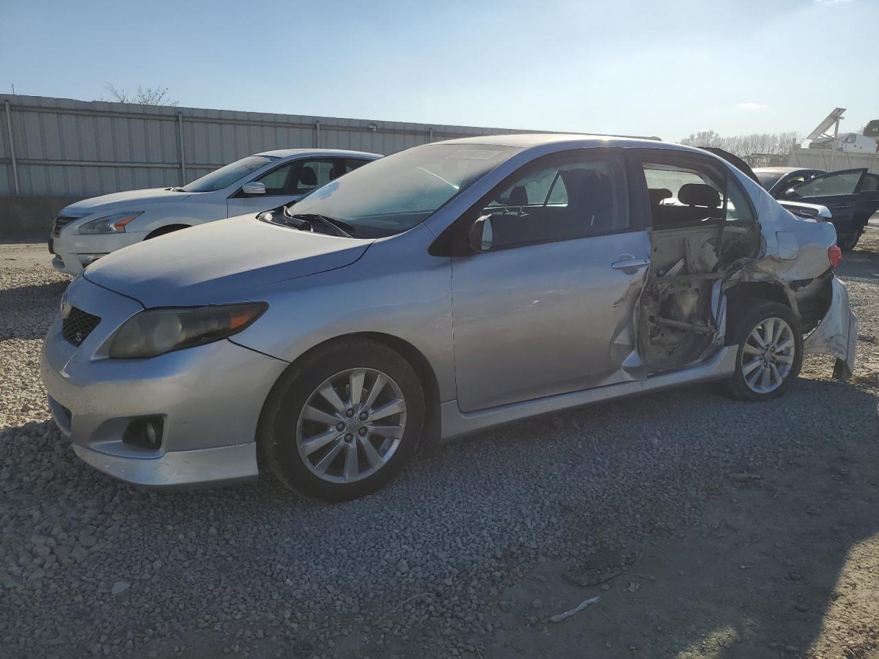 TOYOTA COROLLA 2010 2t1bu4ee8ac272148