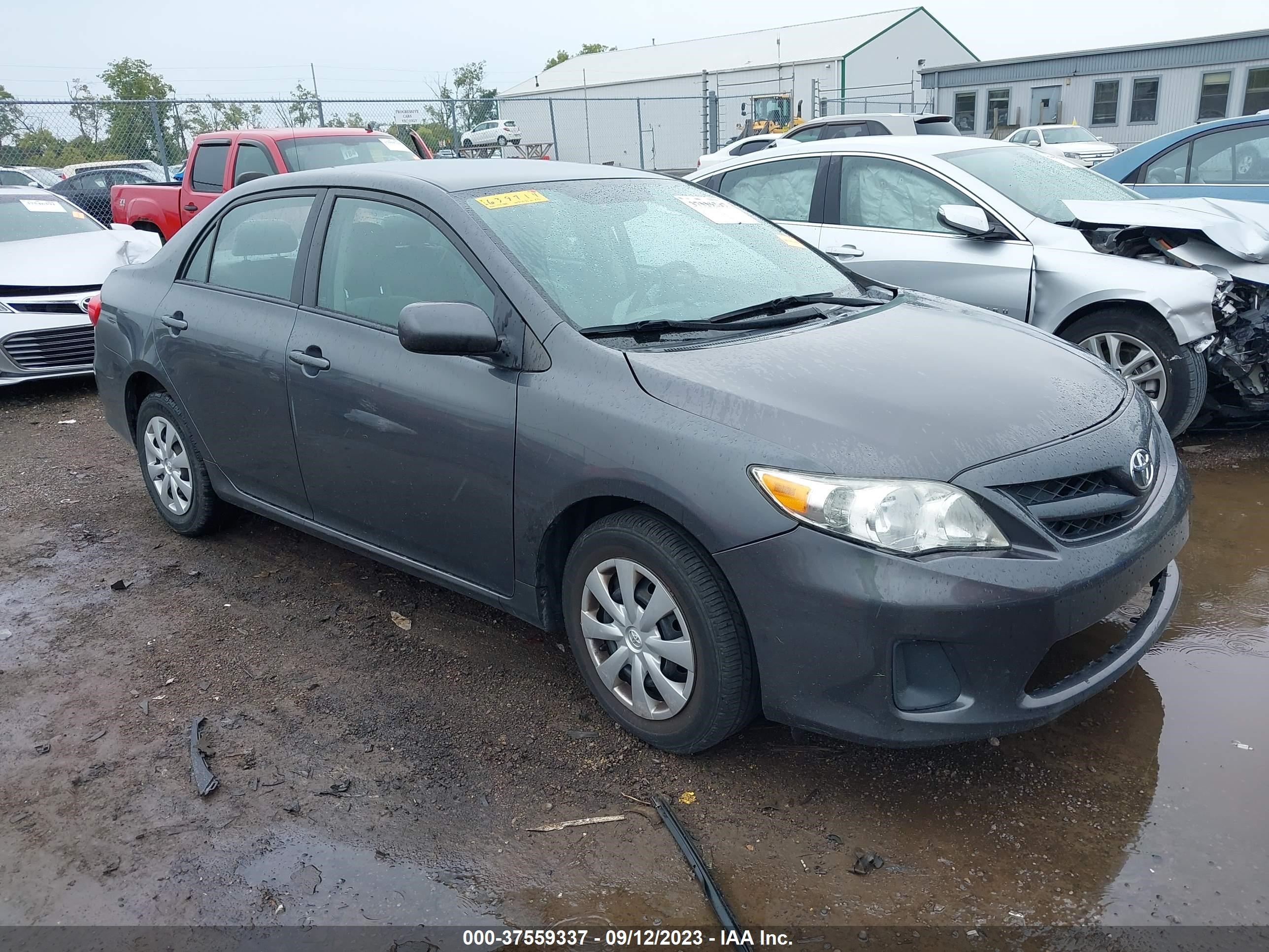 TOYOTA COROLLA 2011 2t1bu4ee8bc639714