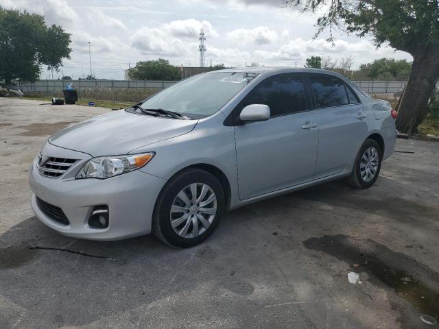 TOYOTA COROLLA 2013 2t1bu4ee8dc967475