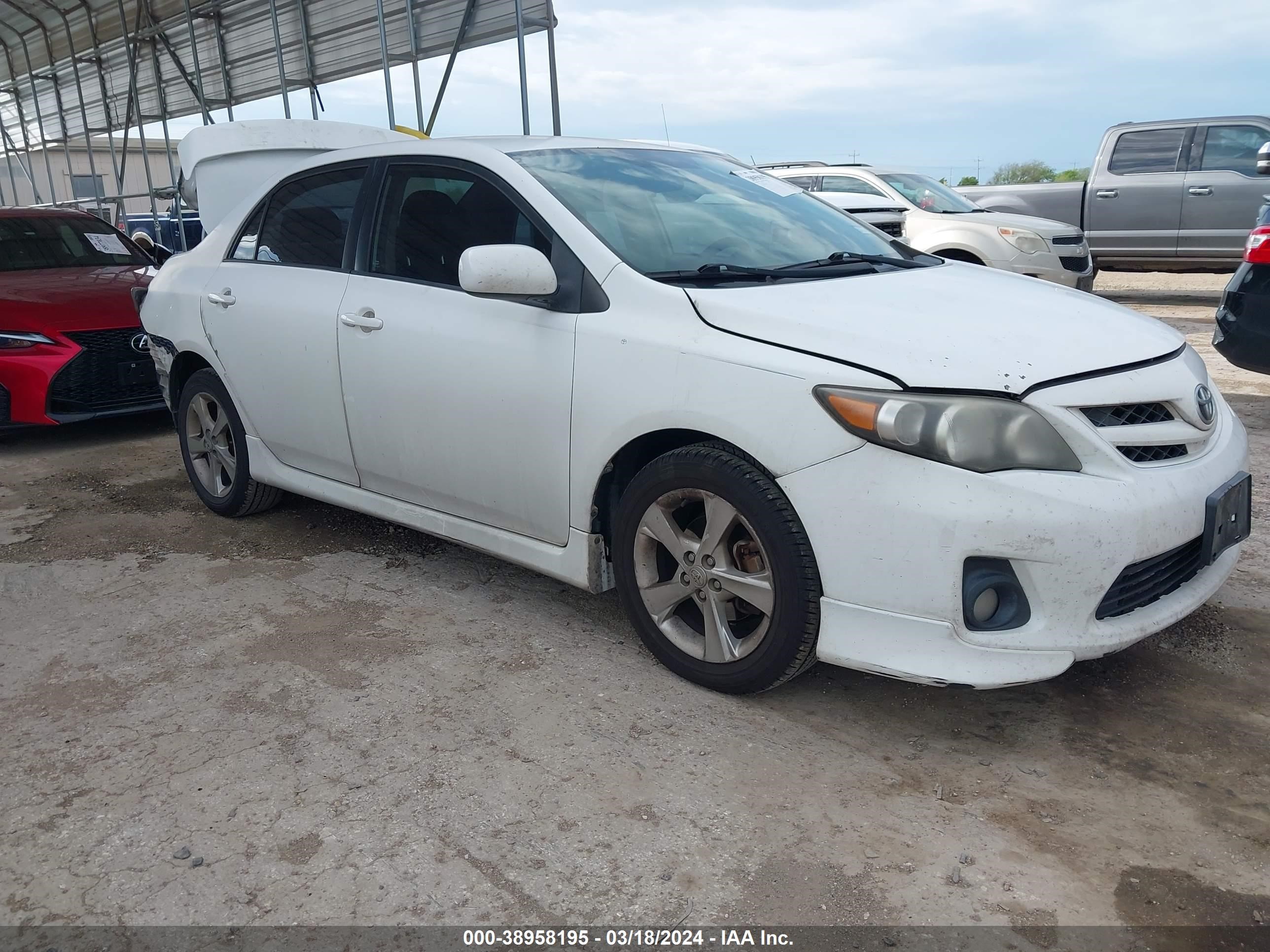 TOYOTA COROLLA 2011 2t1bu4ee9bc711469