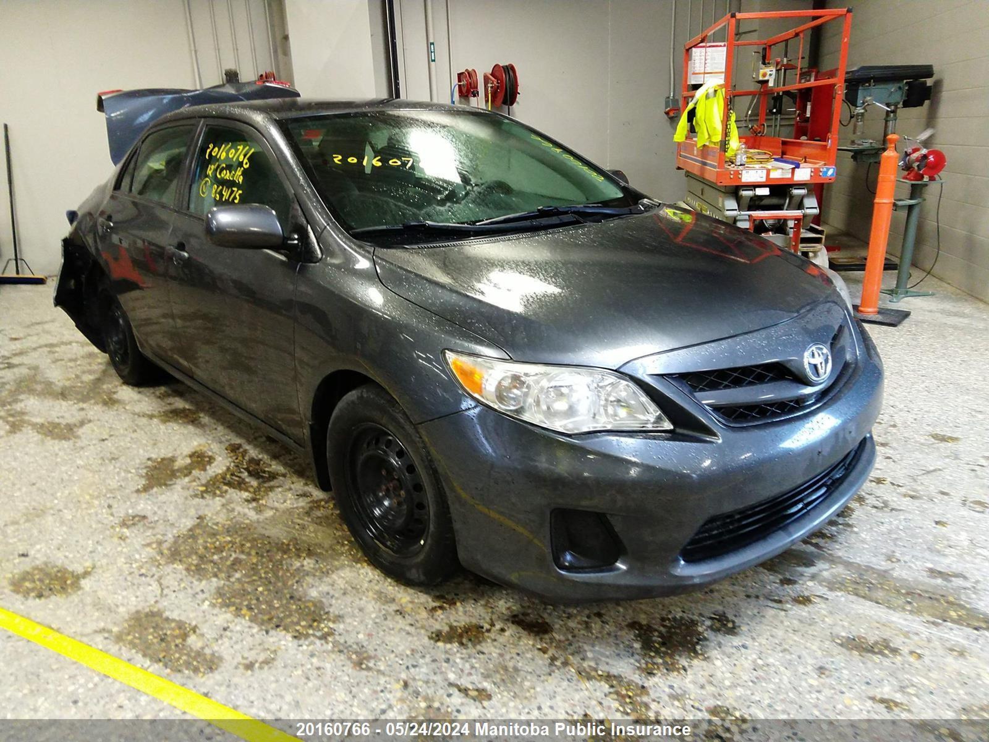 TOYOTA COROLLA 2012 2t1bu4ee9cc864175