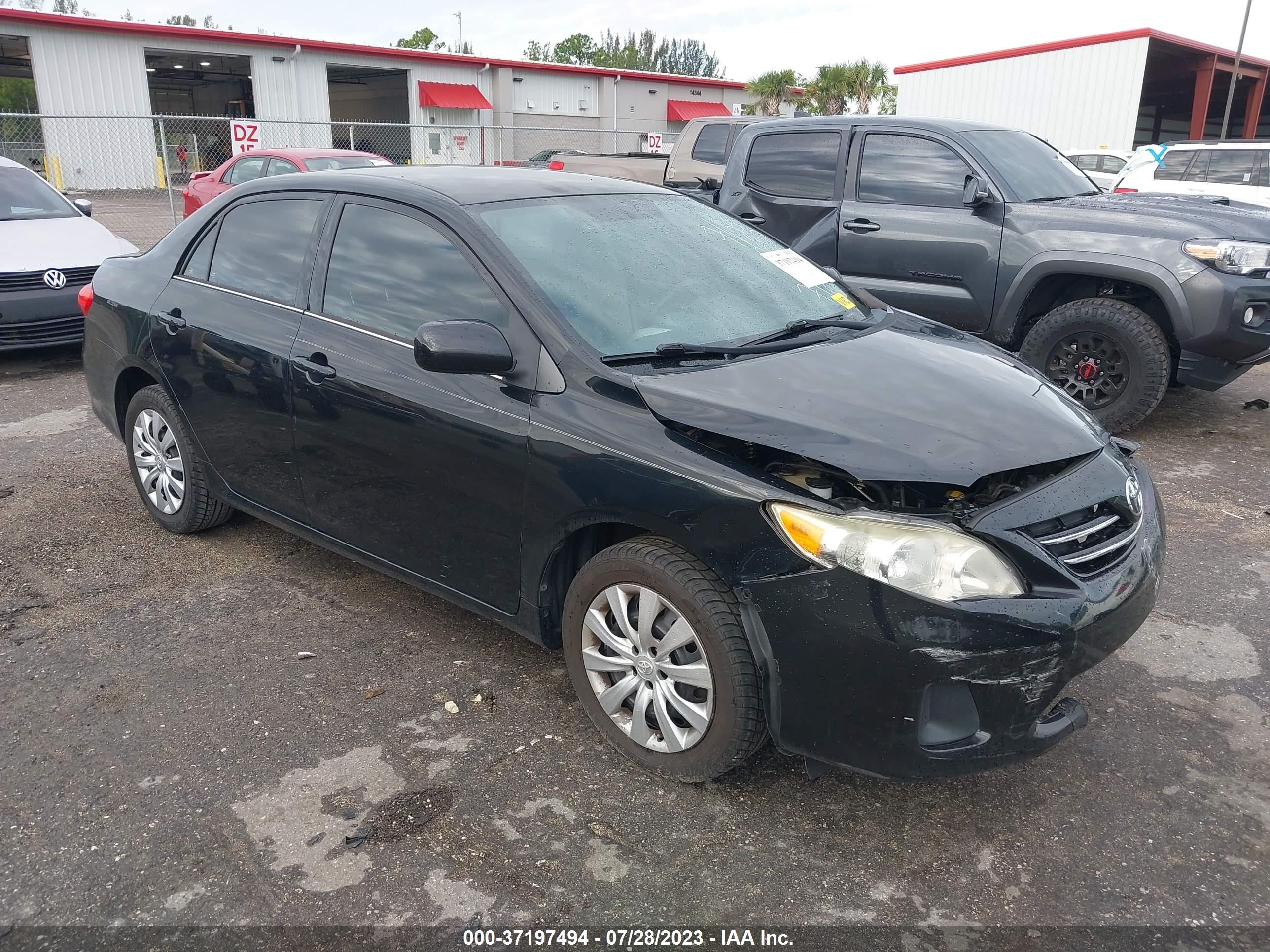 TOYOTA COROLLA 2013 2t1bu4eexdc007123