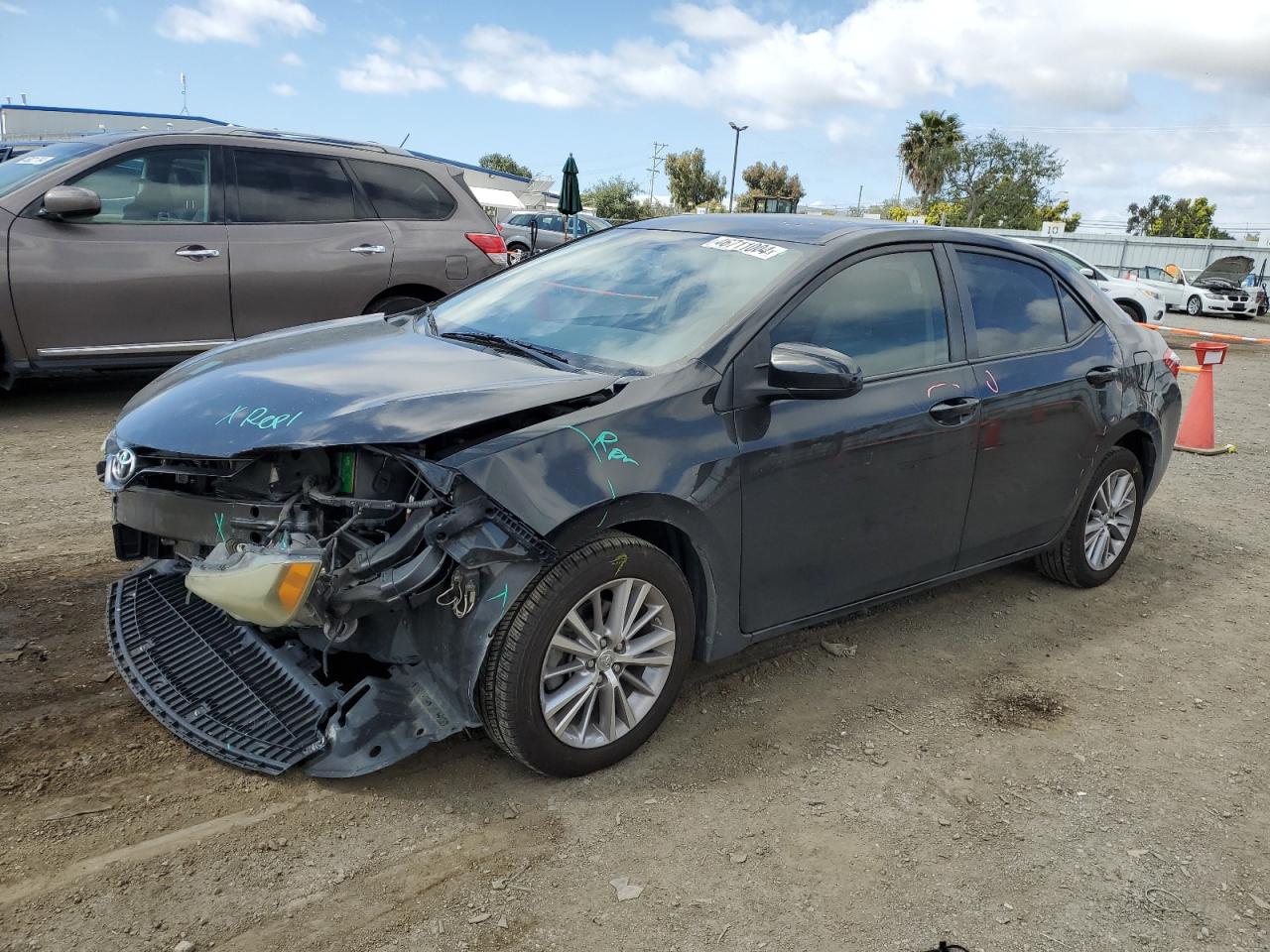 TOYOTA COROLLA 2015 2t1burhe0fc371501