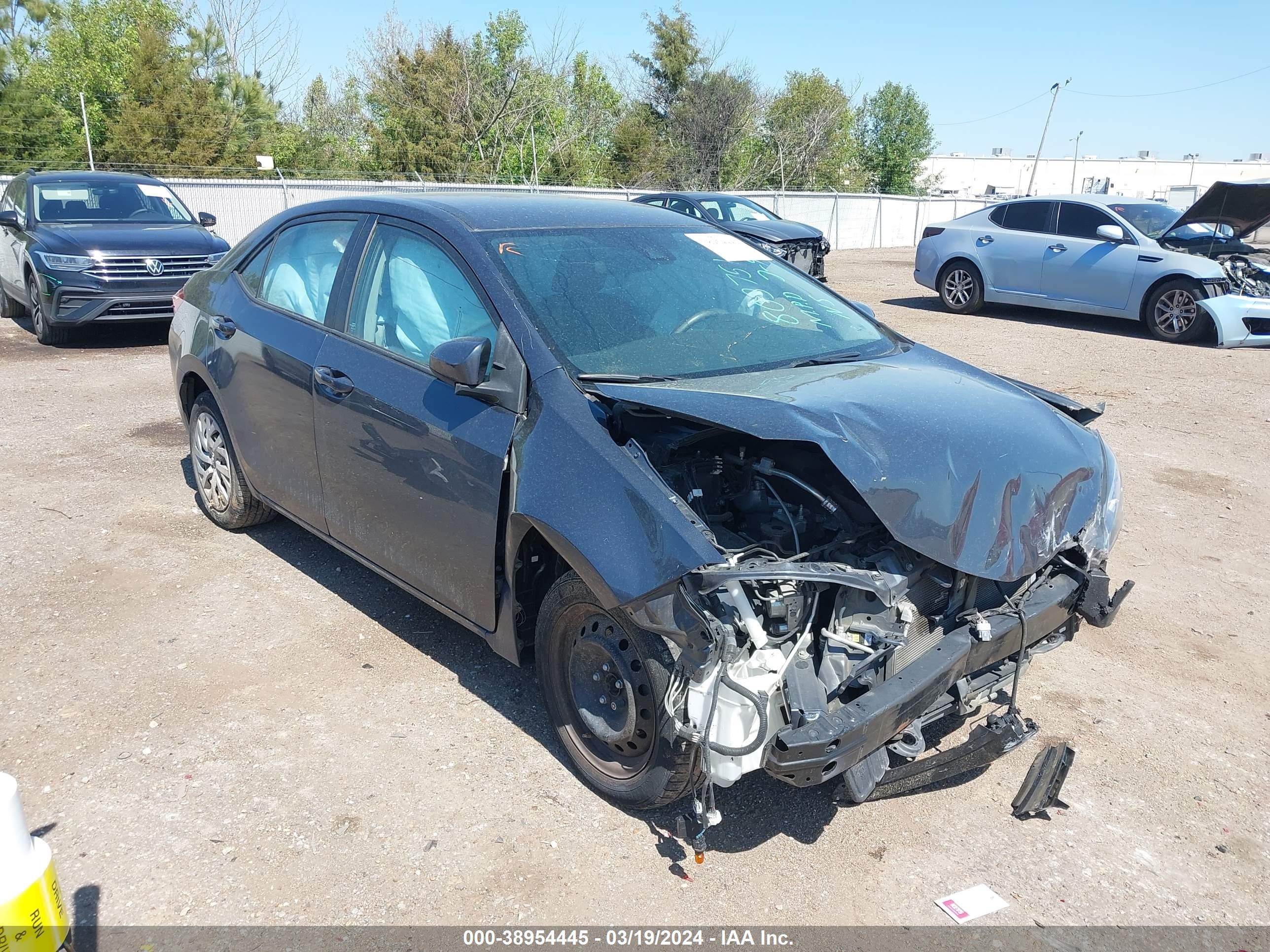 TOYOTA COROLLA 2017 2t1burhe0hc803751